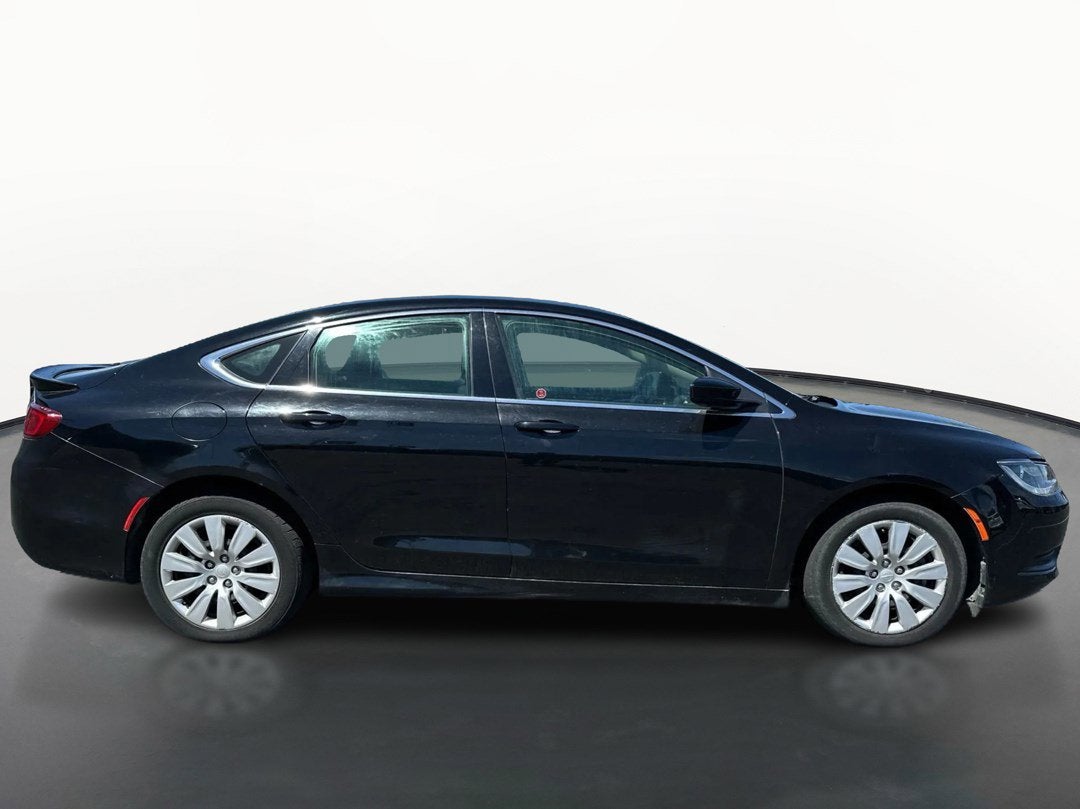 2016 Chrysler 200 LX