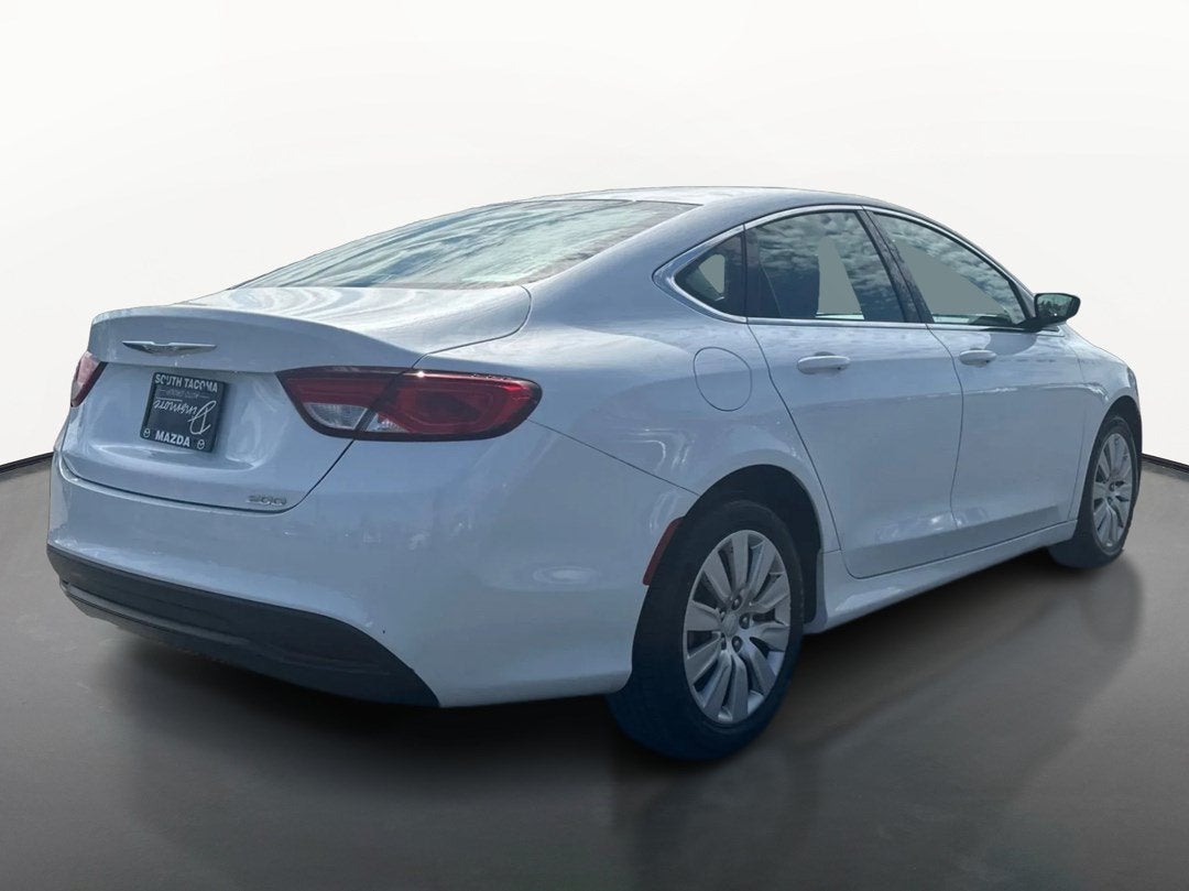2016 Chrysler 200 LX