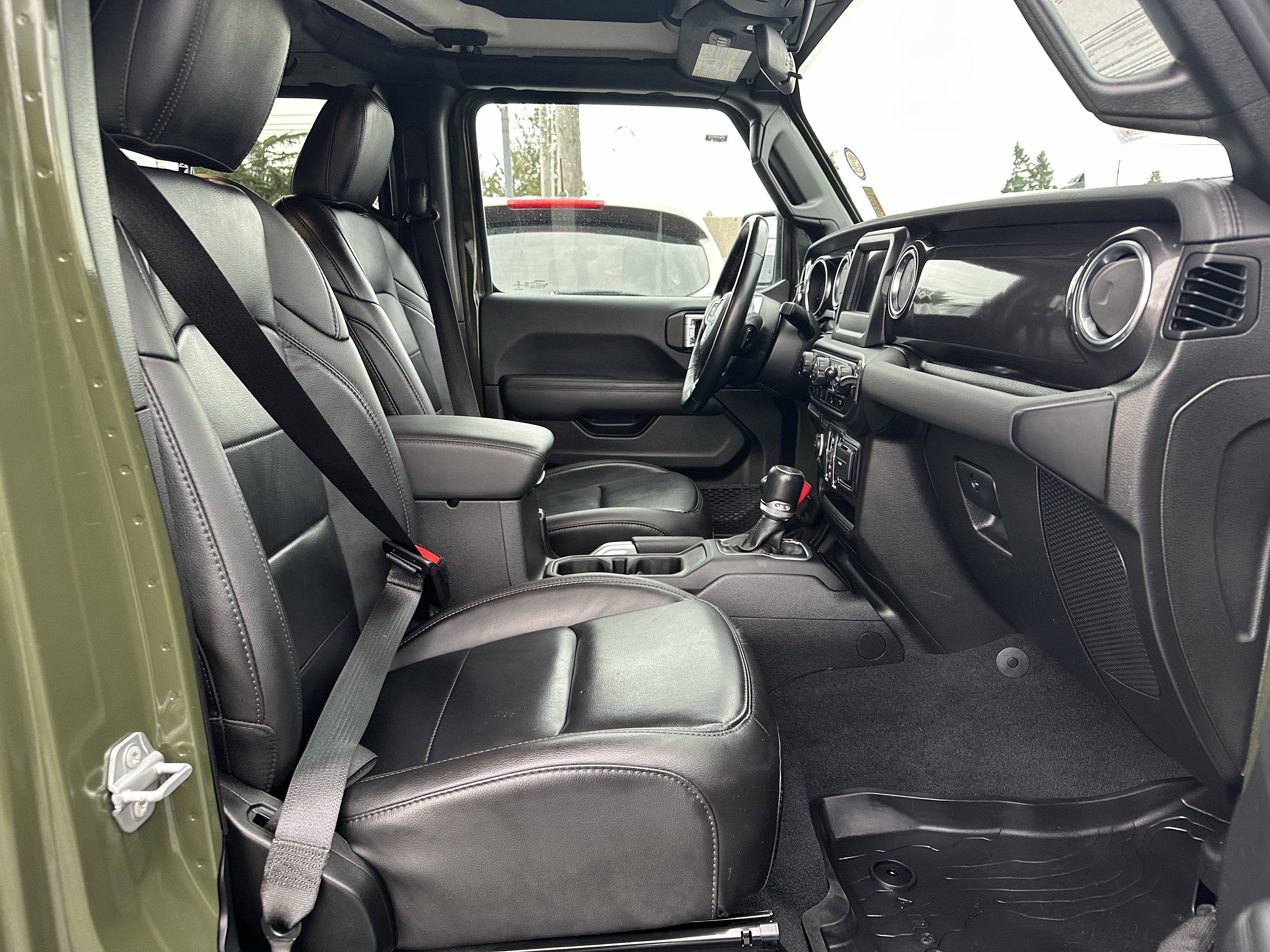 2021 Jeep Wrangler Unlimited Sahara Altitude