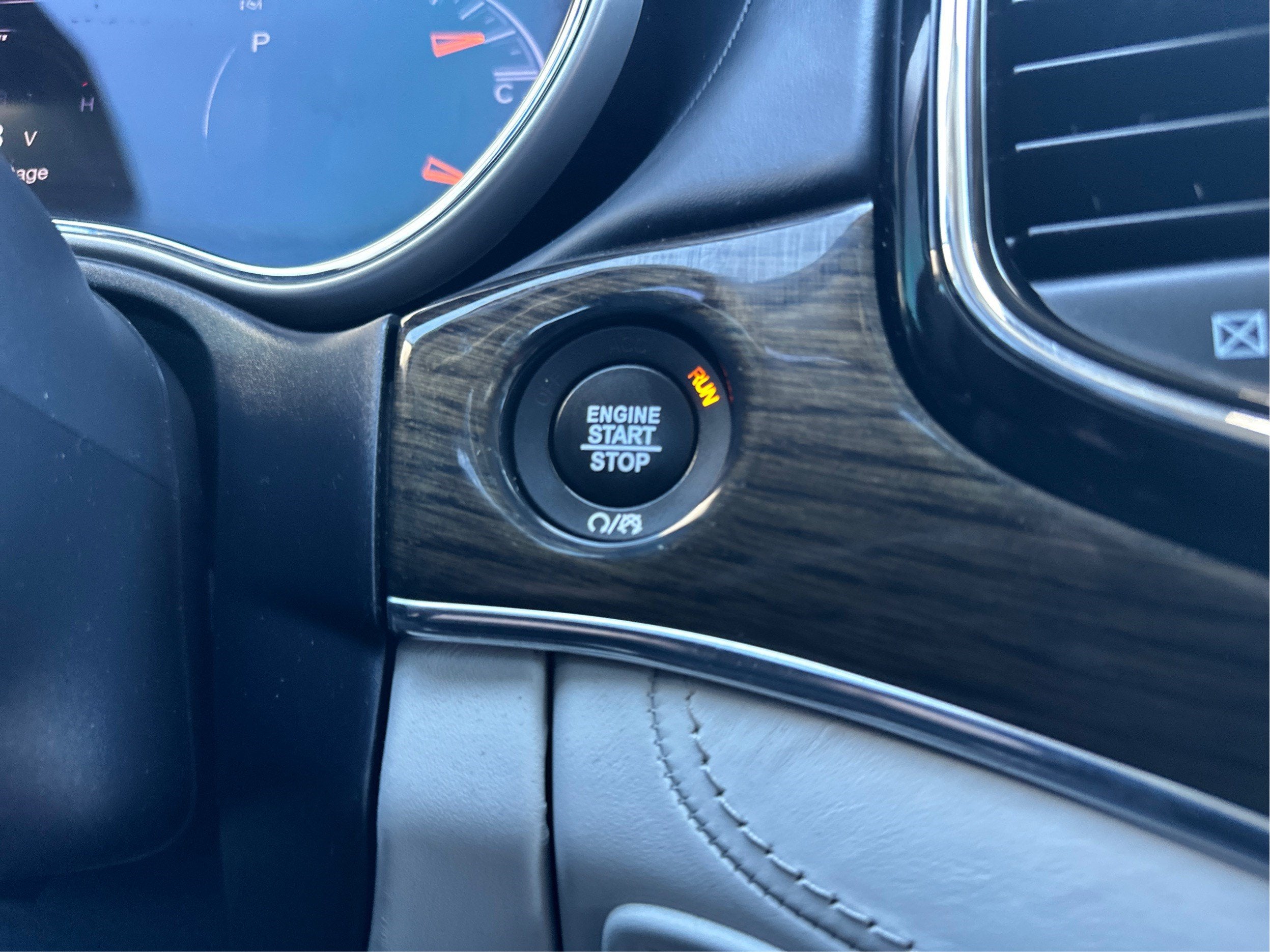 2020 Jeep Grand Cherokee Summit
