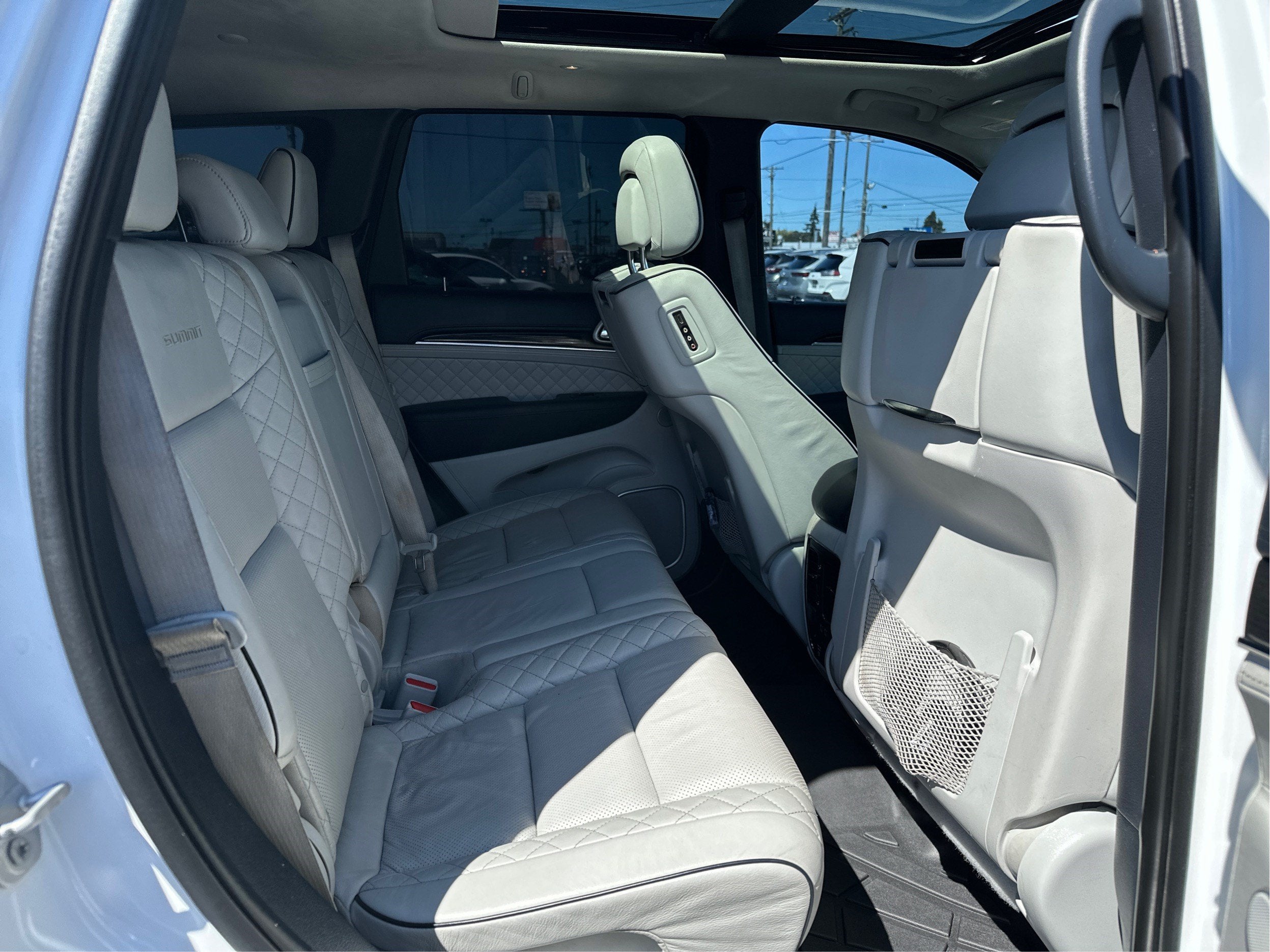 2020 Jeep Grand Cherokee Summit