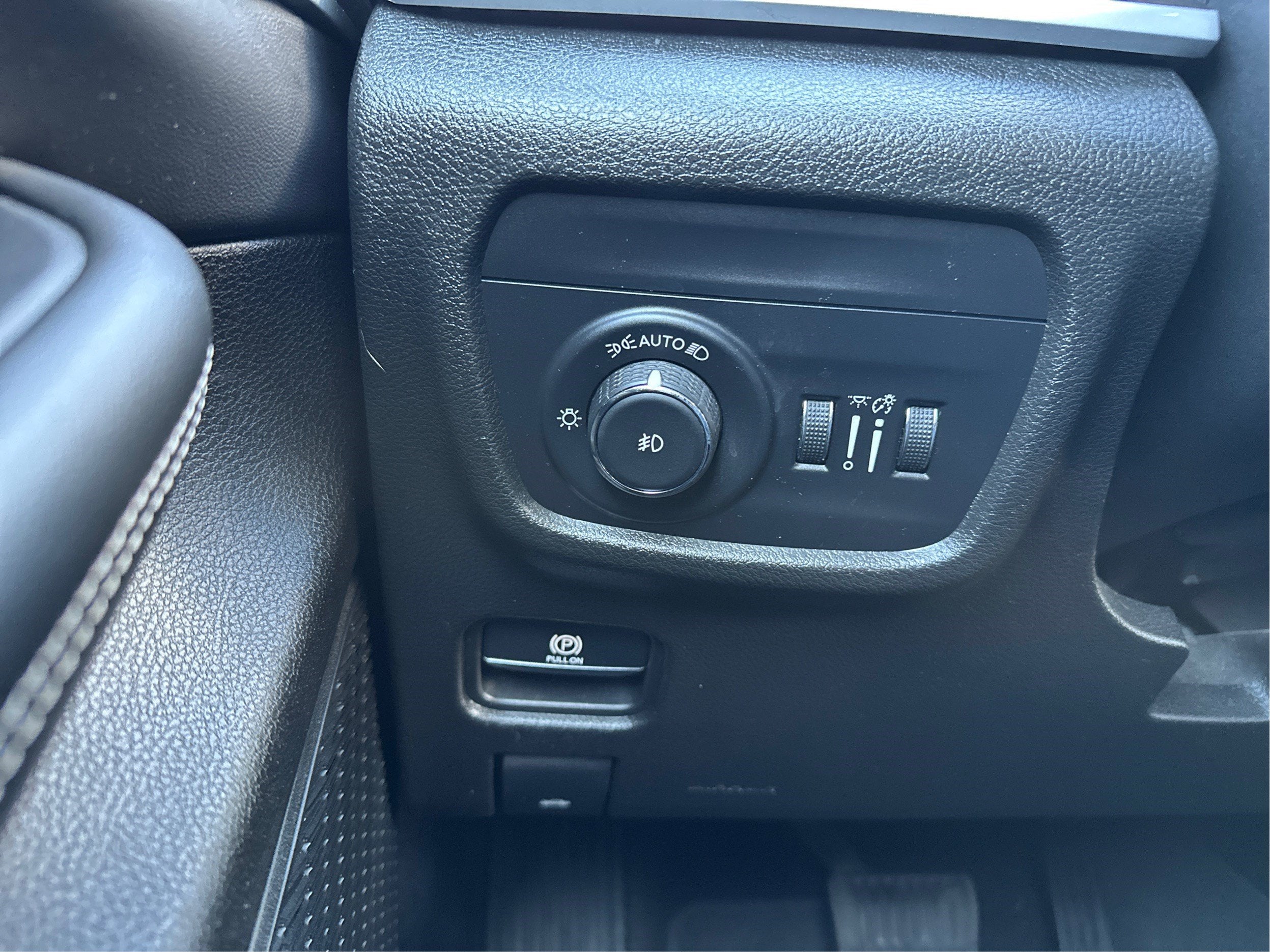 2023 Jeep Grand Cherokee Limited 4WD