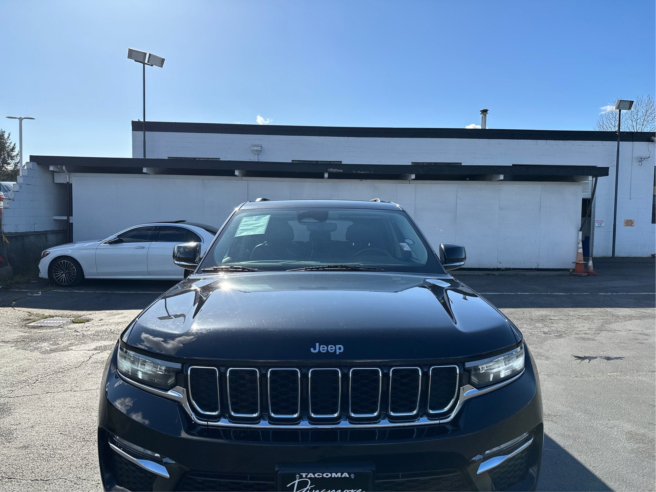 2023 Jeep Grand Cherokee Limited 4WD