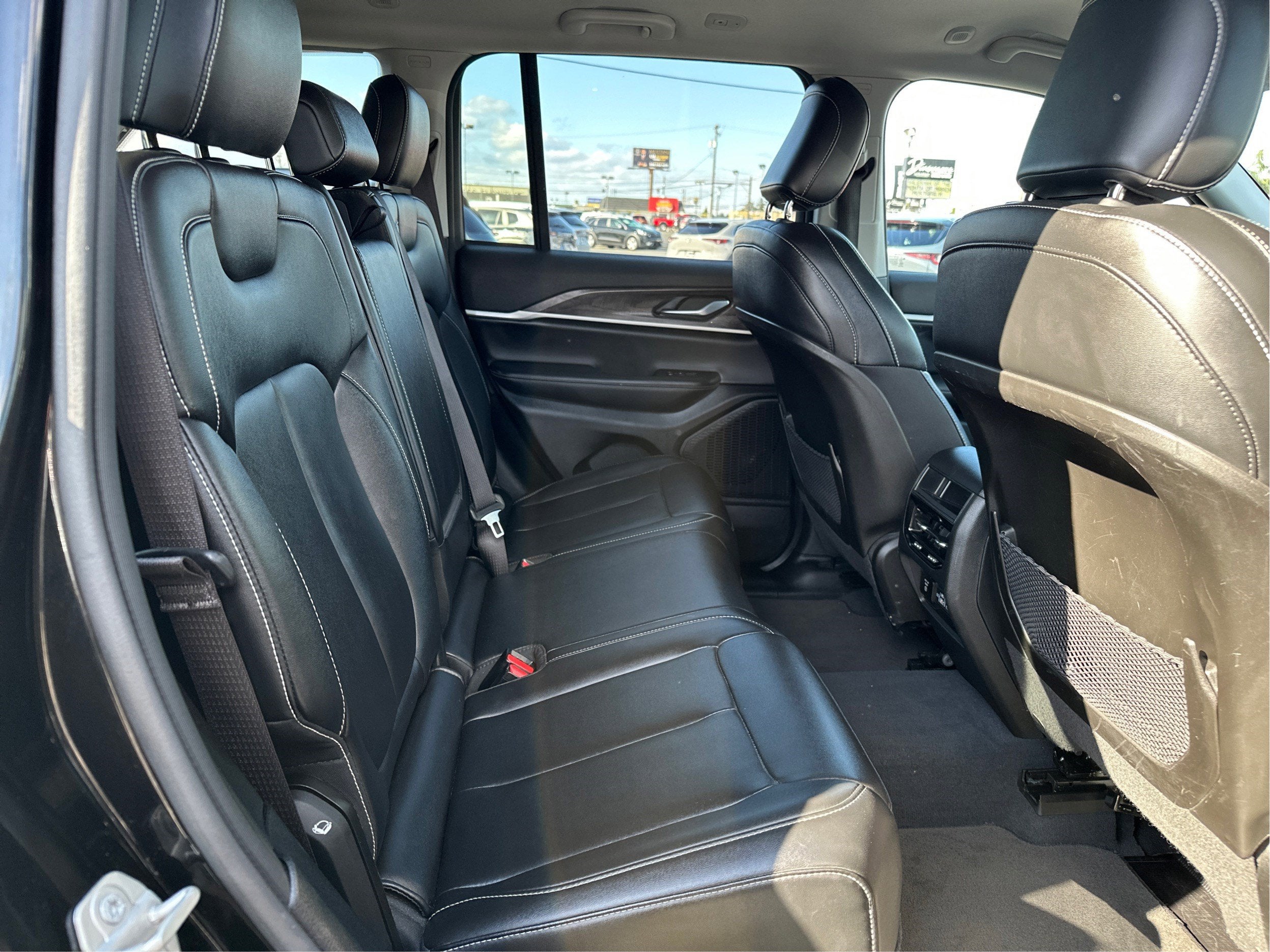 2023 Jeep Grand Cherokee Limited 4WD