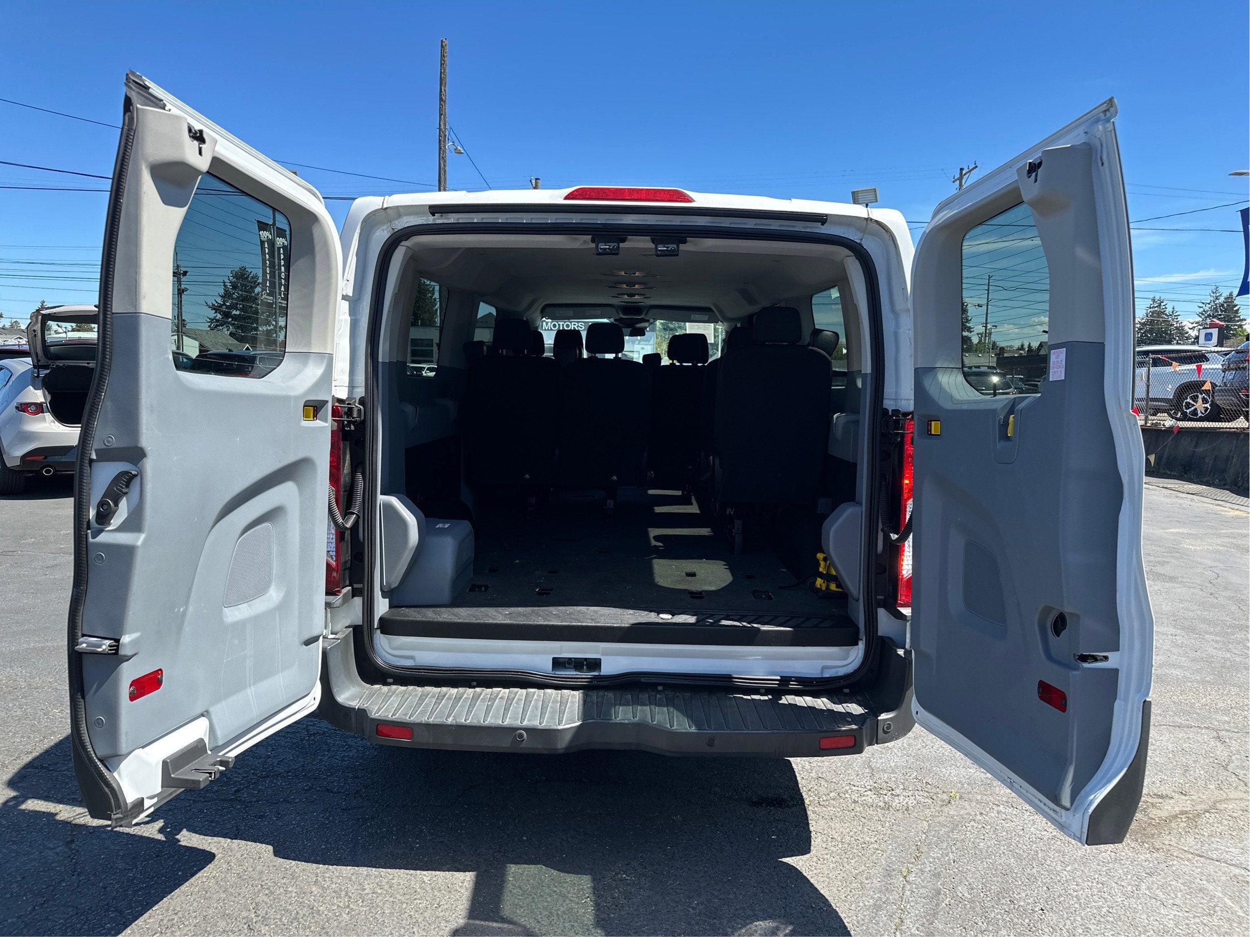2017 Ford Transit Wagon XLT