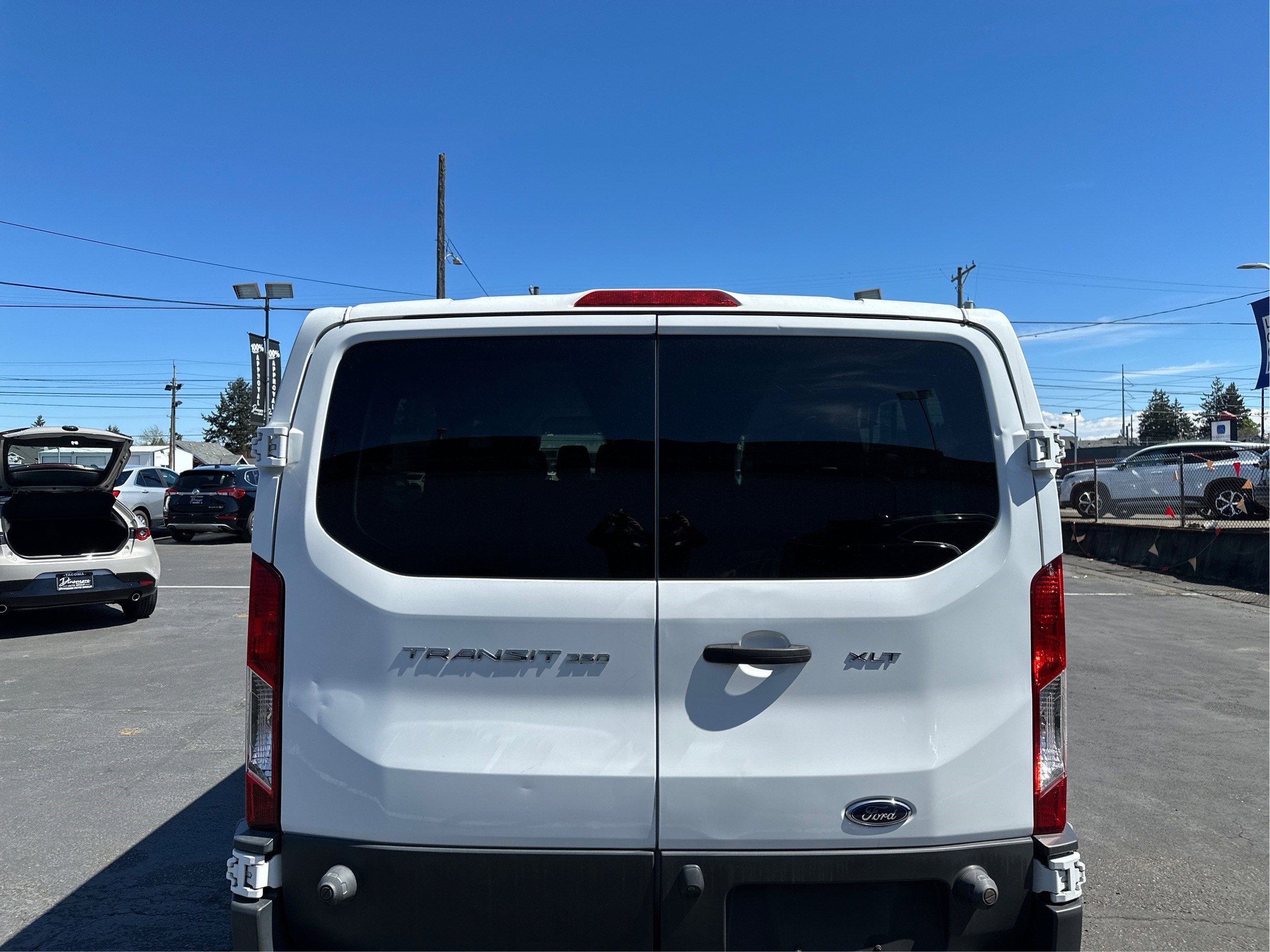 2017 Ford Transit Wagon XLT