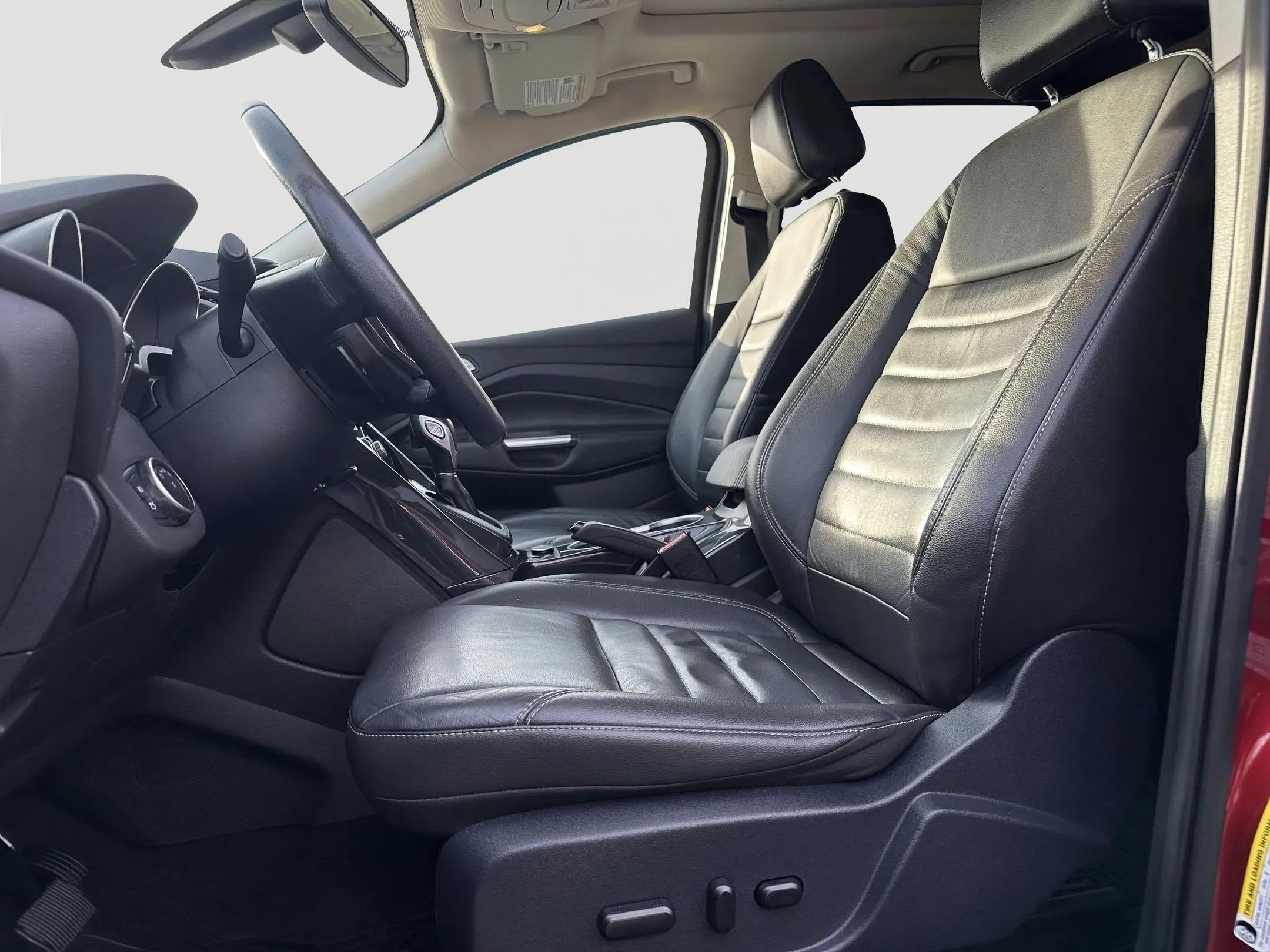 2016 Ford Escape Titanium 4WD