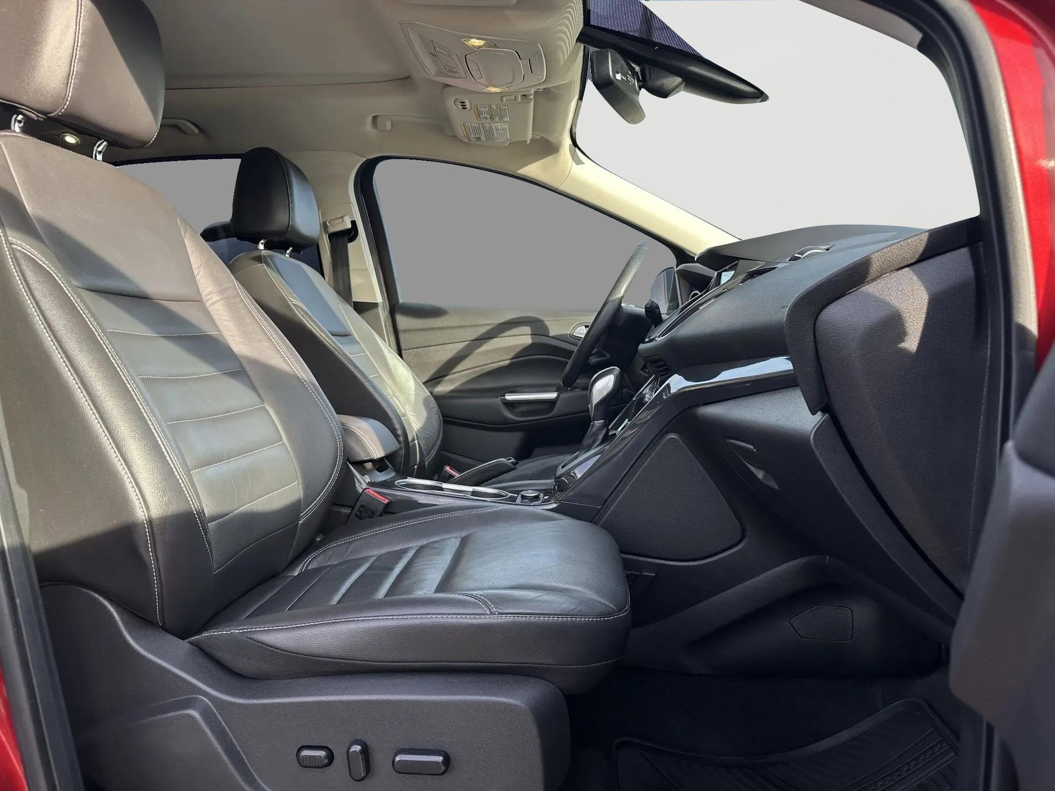 2016 Ford Escape Titanium 4WD