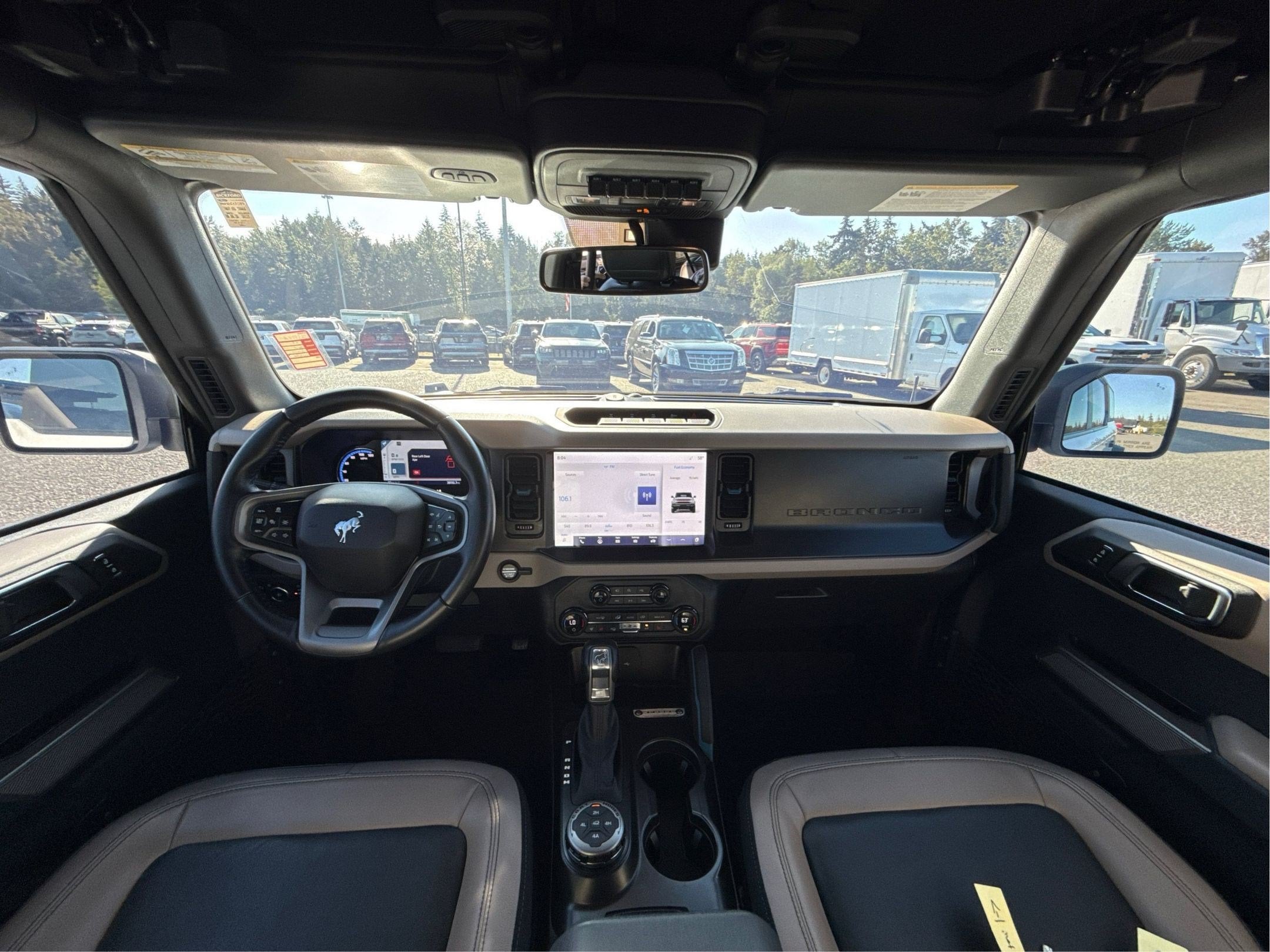 2023 Ford Bronco Base