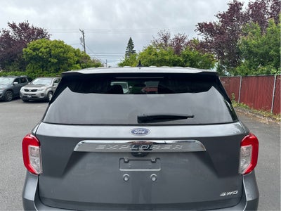 2023 Ford Explorer Base