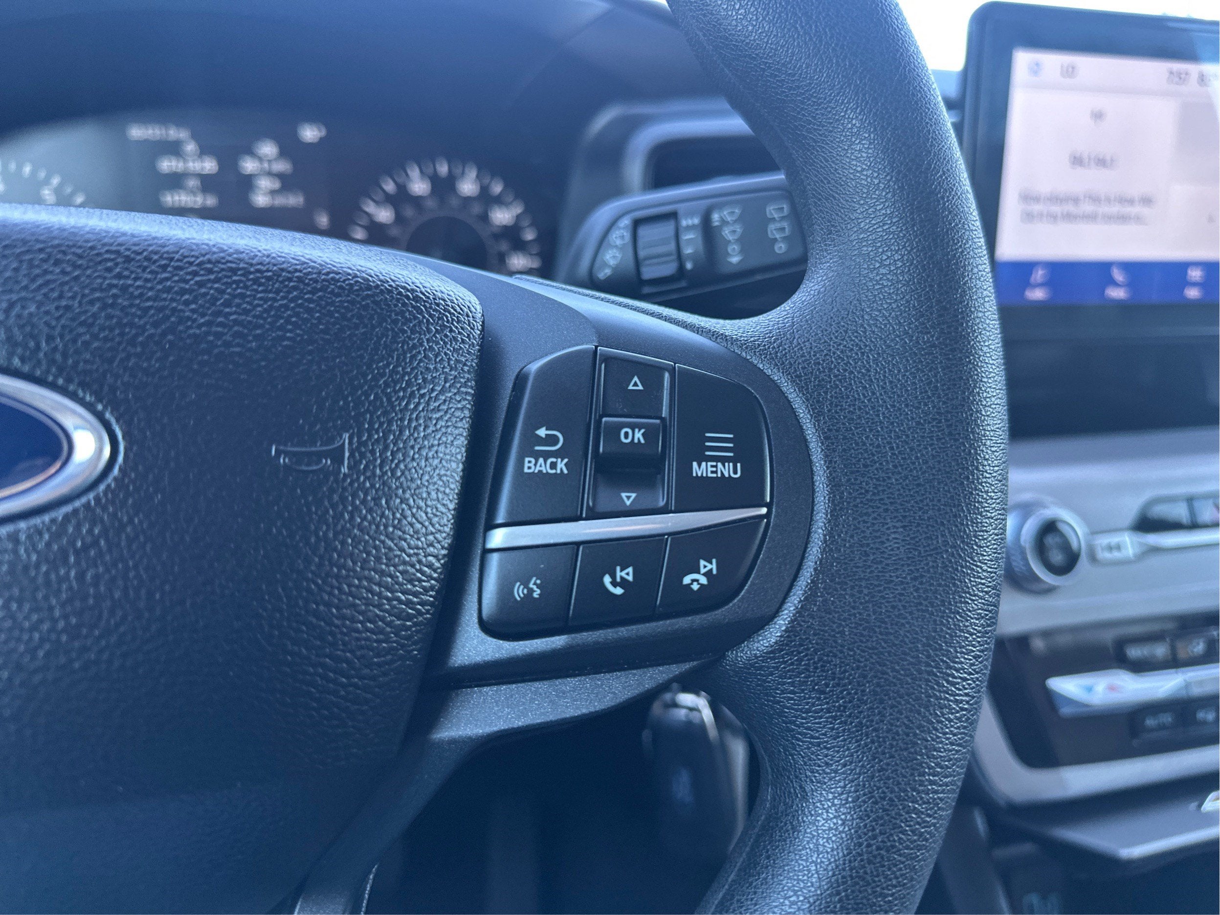 2023 Ford Explorer Base
