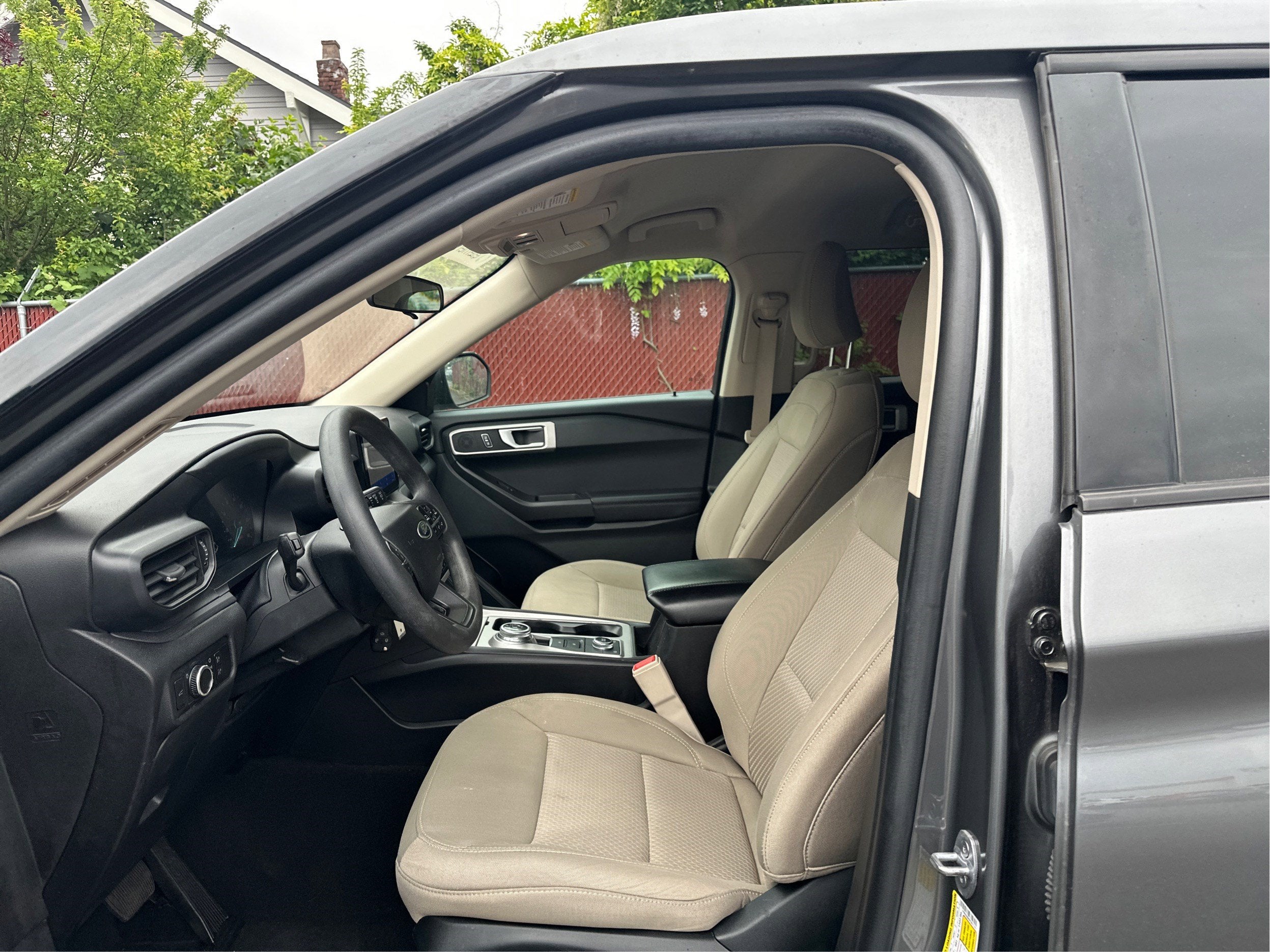 2023 Ford Explorer Base