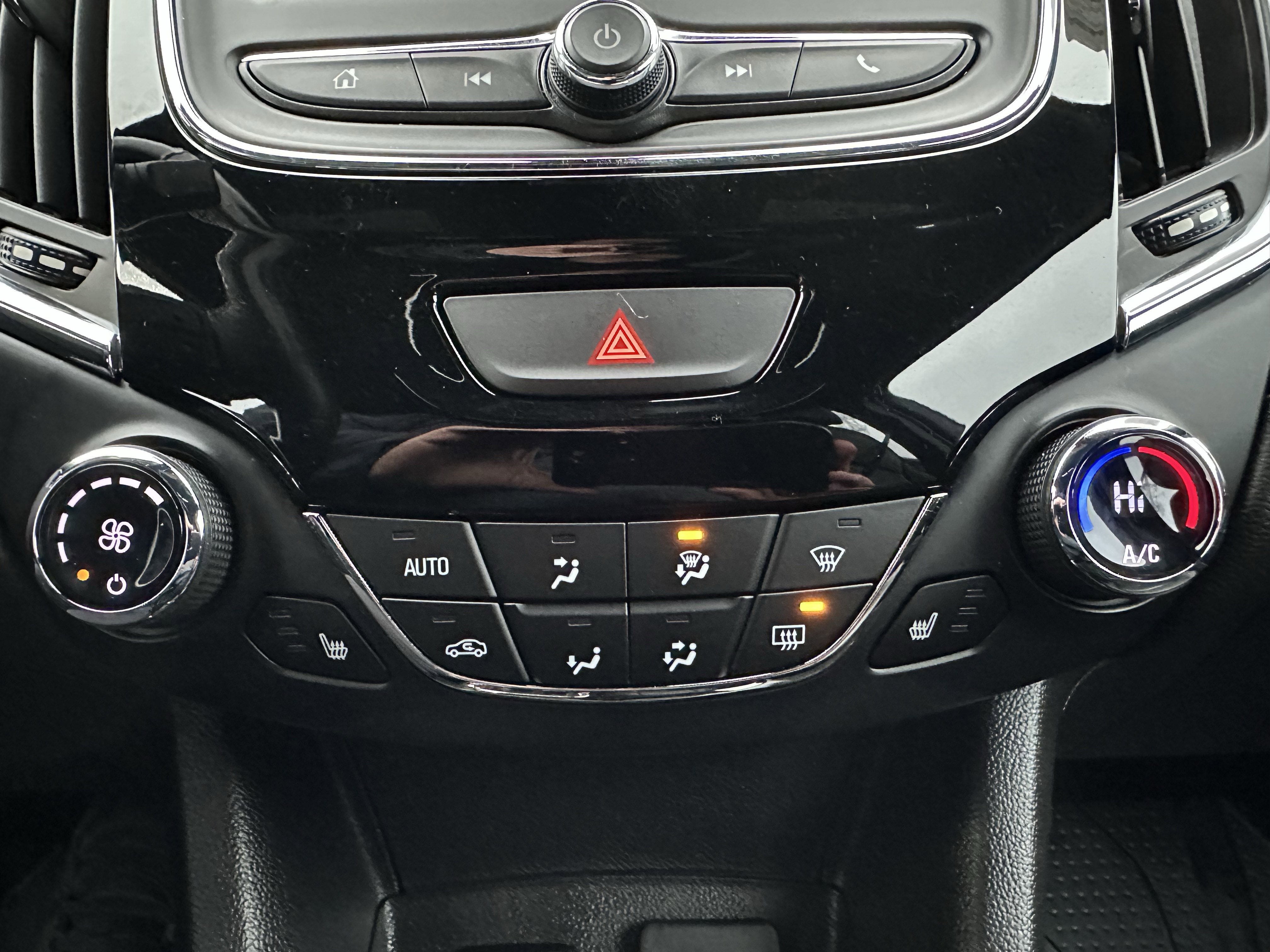 2019 Chevrolet Cruze Premier