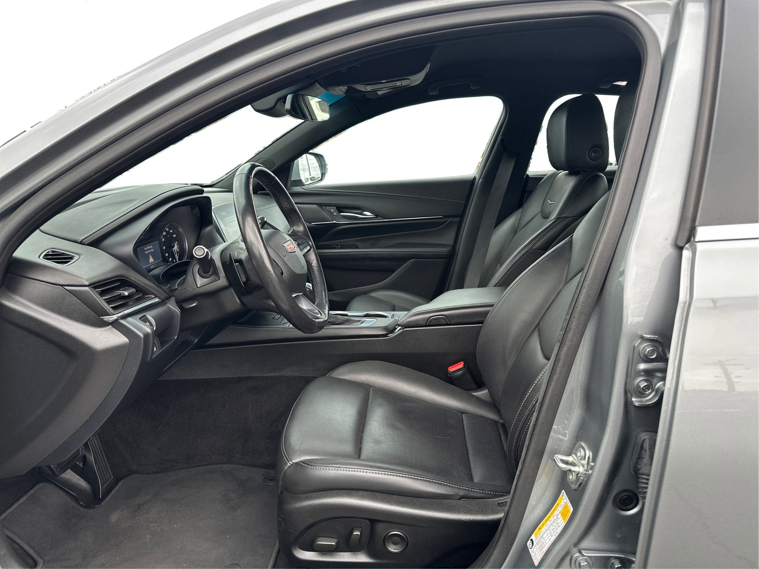 2023 Cadillac CT4 Premium Luxury