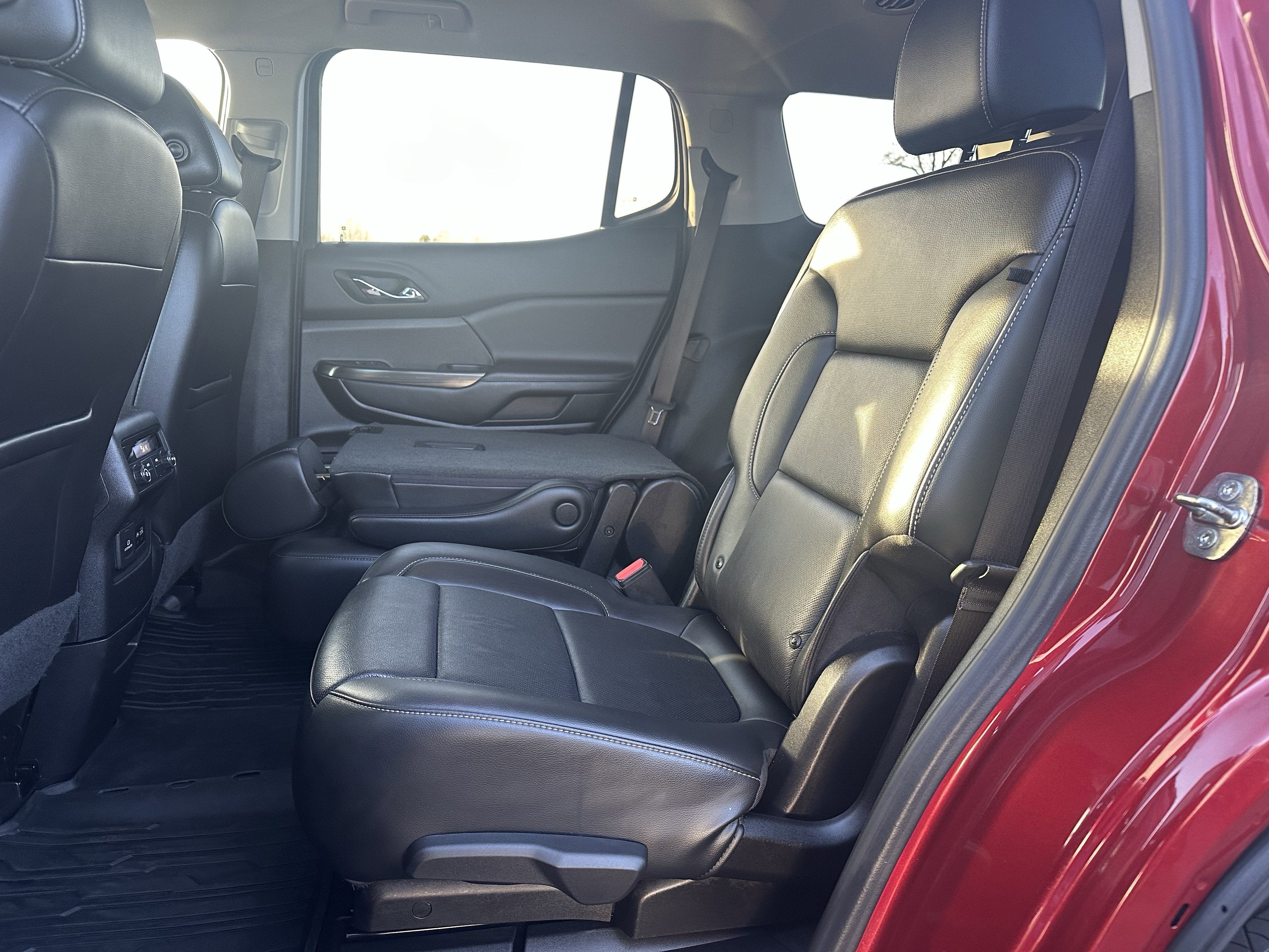 2022 GMC Acadia SLT AWD