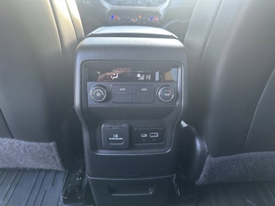 2022 GMC Acadia SLT AWD