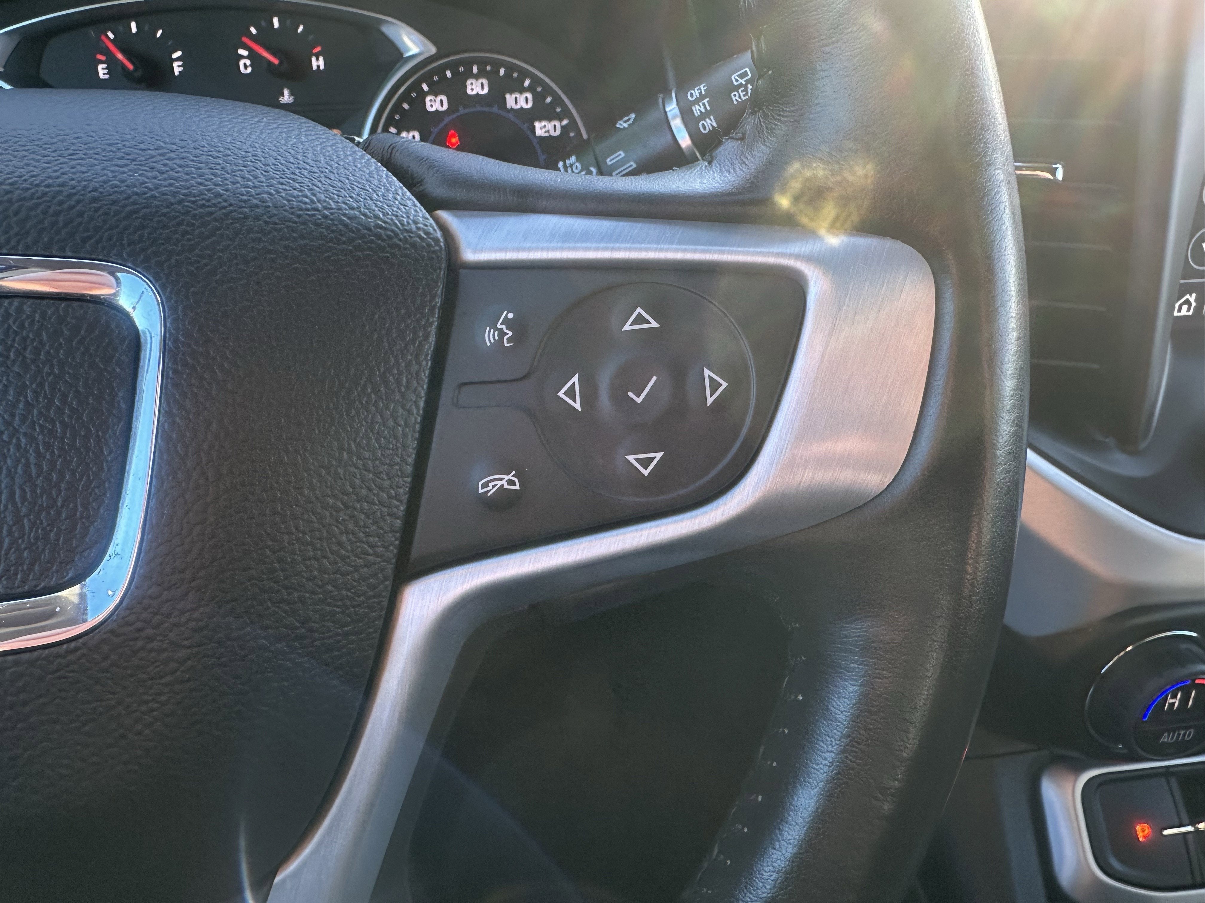 2022 GMC Acadia SLT AWD