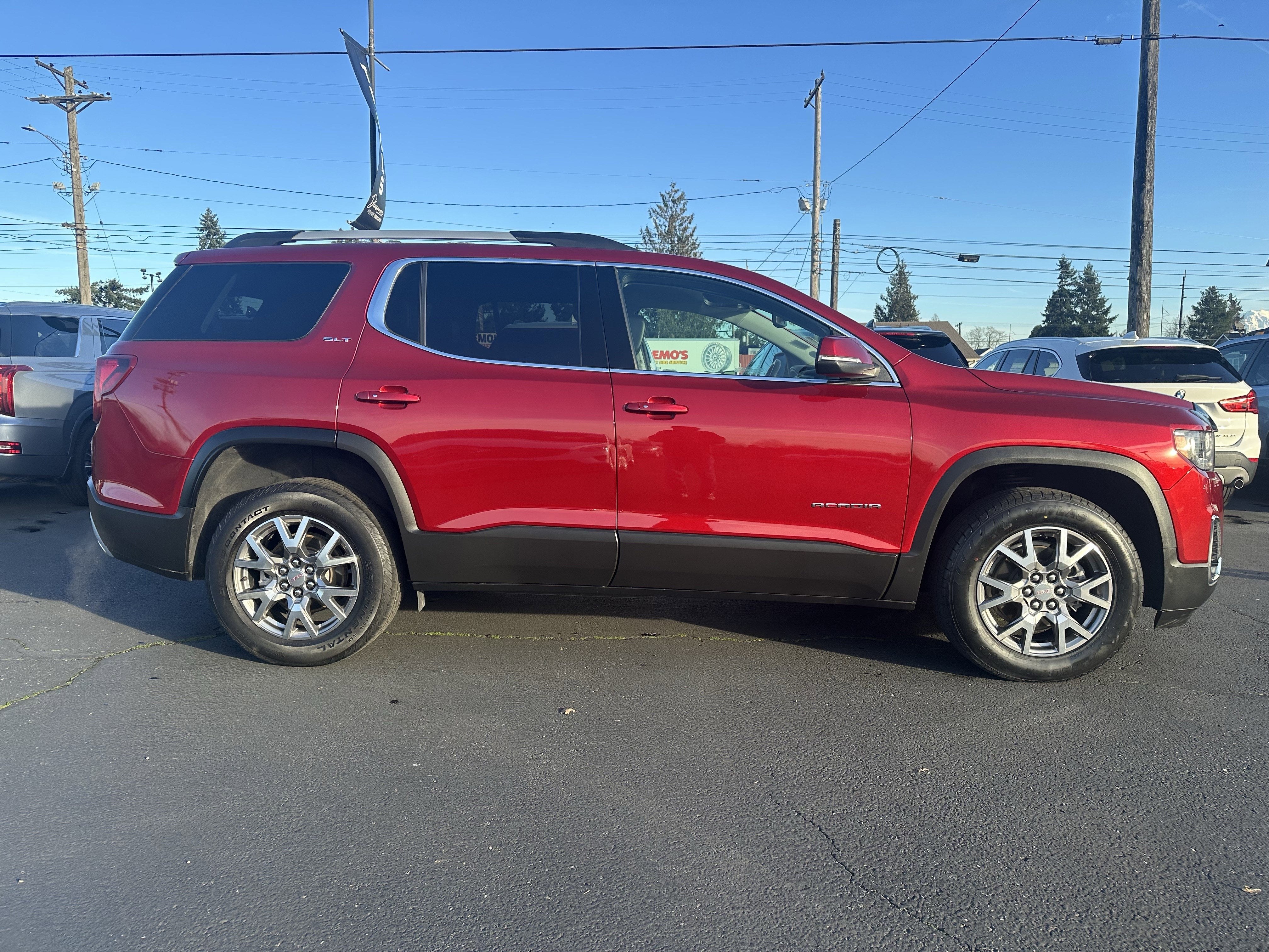 2022 GMC Acadia SLT AWD