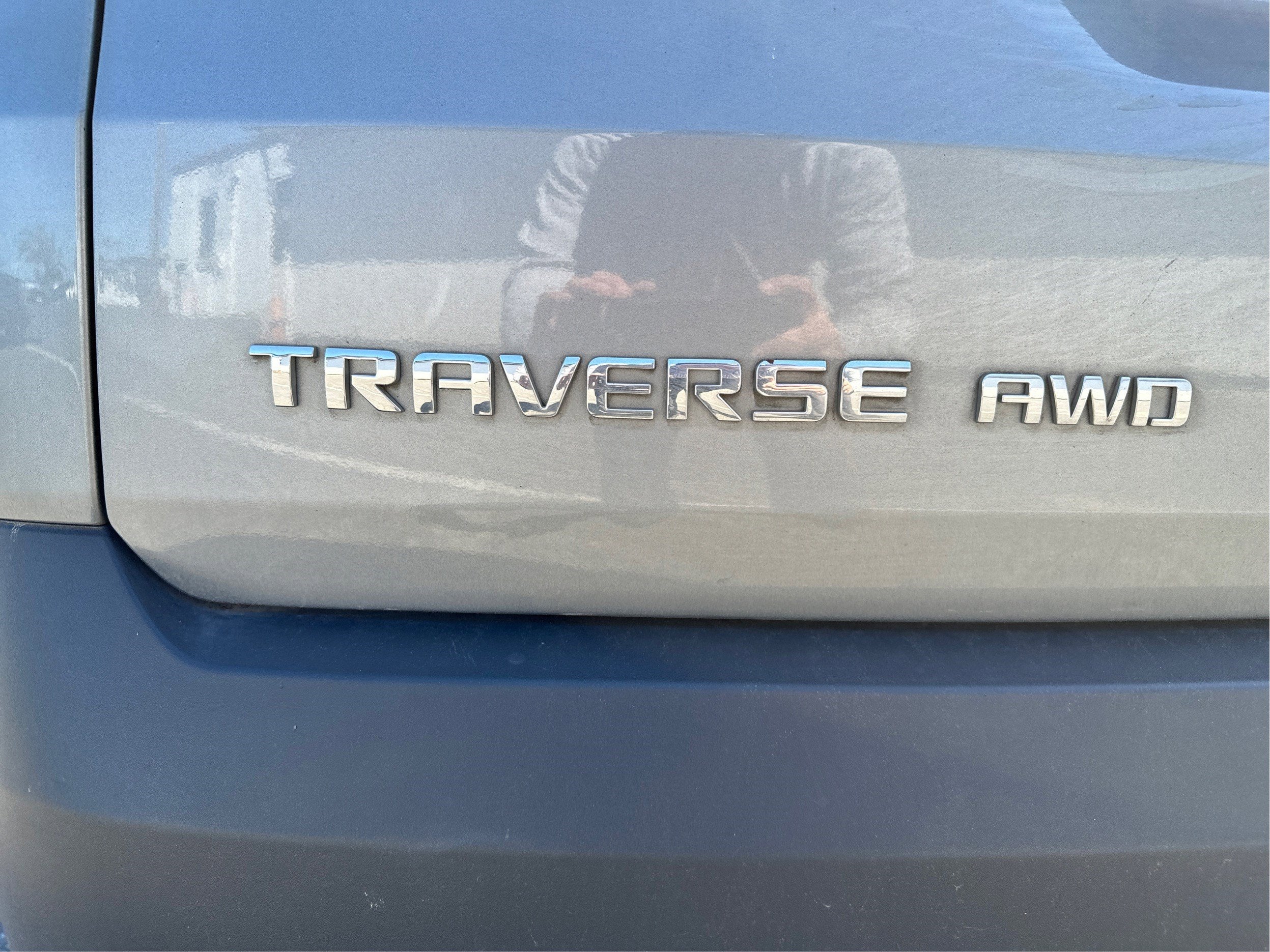 2023 Chevrolet Traverse LT Cloth