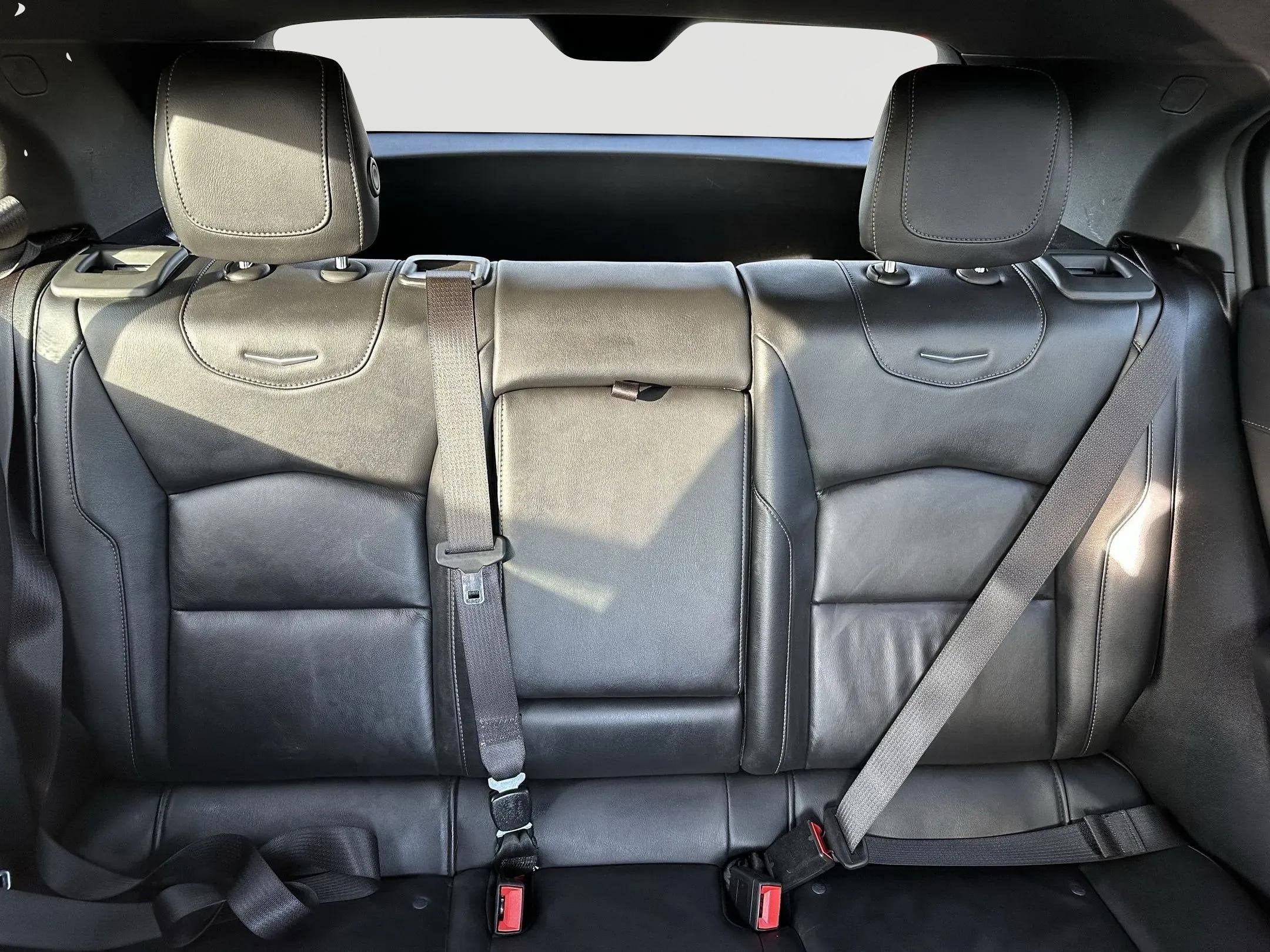 2021 Cadillac XT4 AWD Premium Luxury