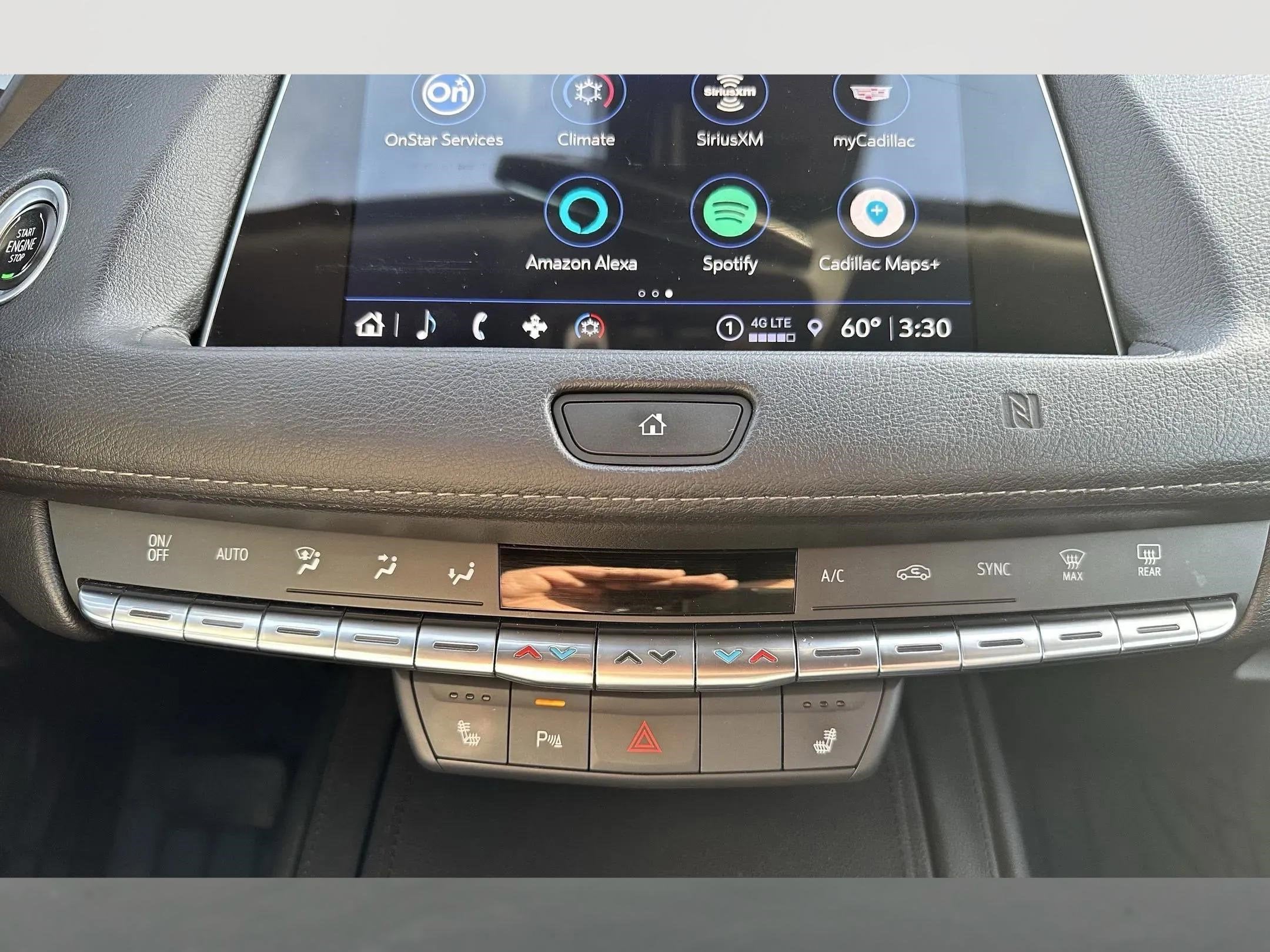 2021 Cadillac XT4 AWD Premium Luxury