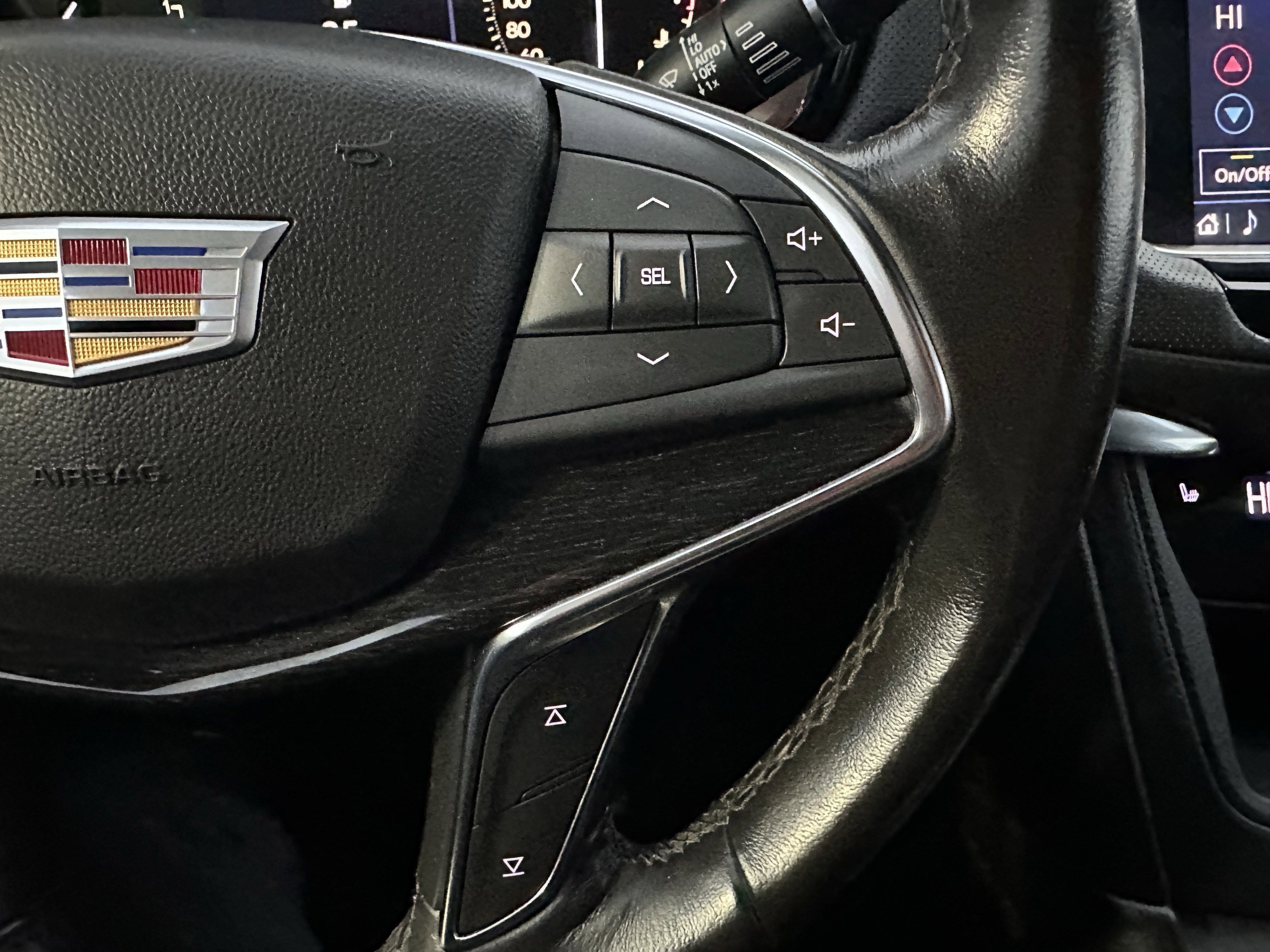 2022 Cadillac XT5 AWD Premium Luxury