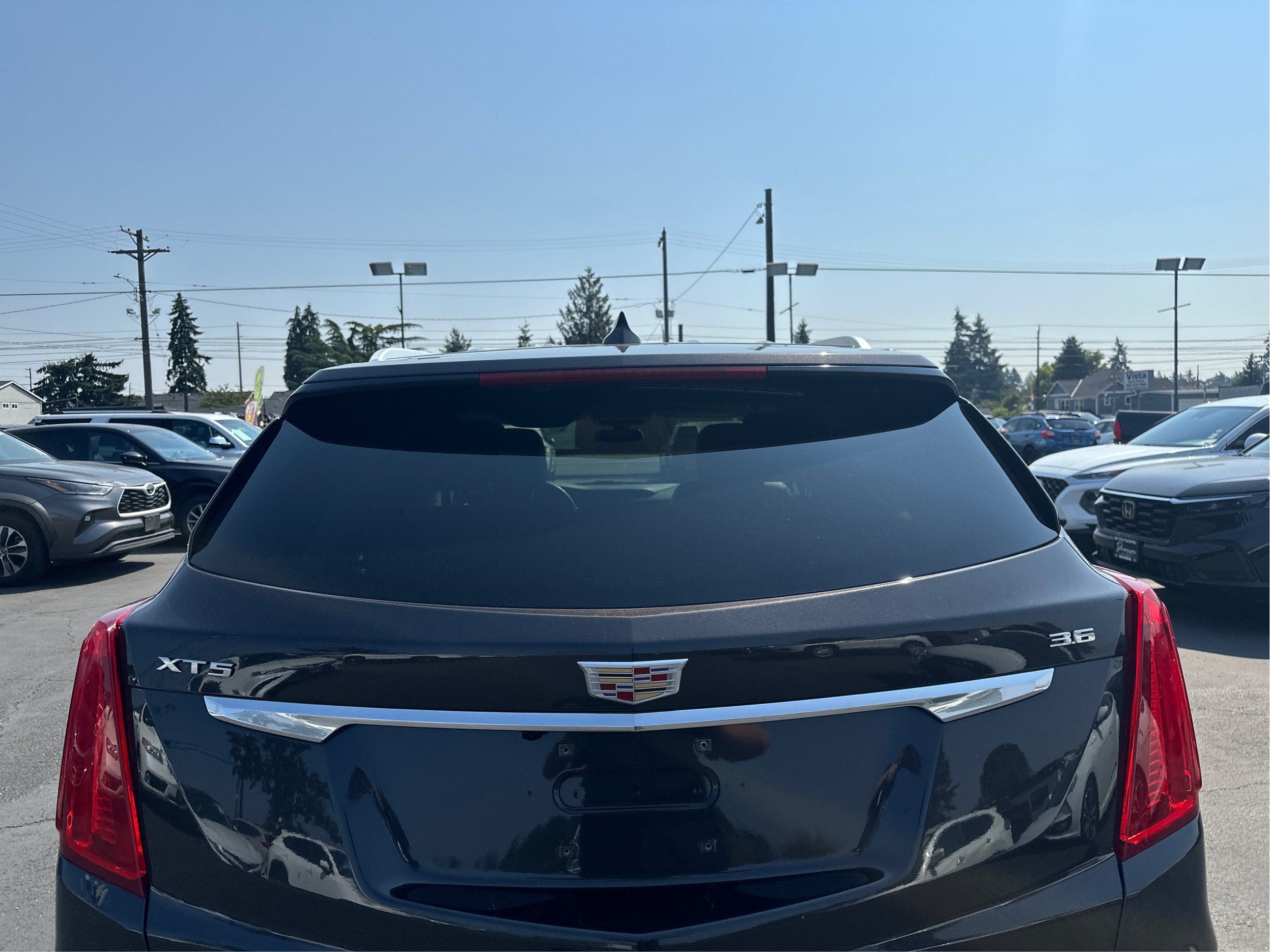 2018 Cadillac XT5 Luxury AWD