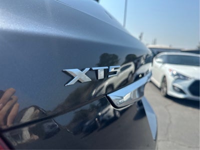 2018 Cadillac XT5 Luxury AWD