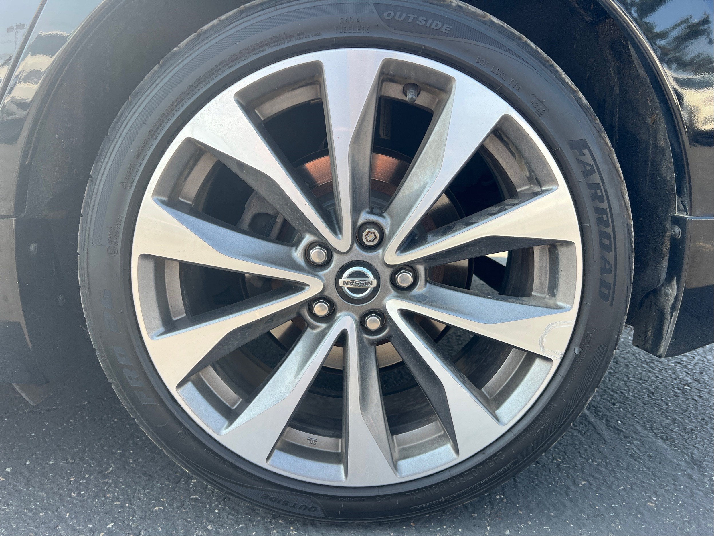 2019 Nissan Maxima Base