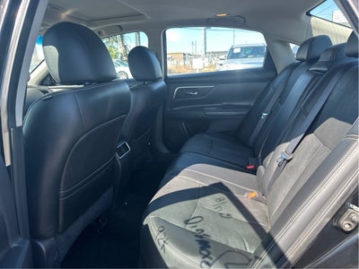 2016 Nissan Altima Base