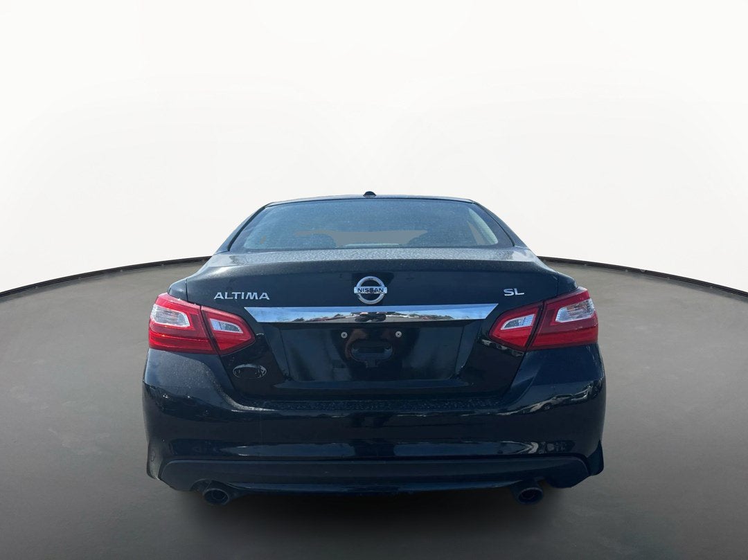 2016 Nissan Altima Base