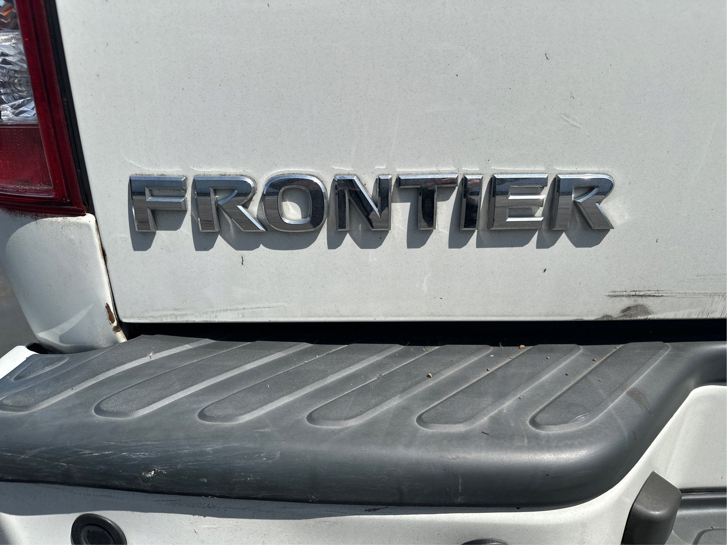 2021 Nissan Frontier SV