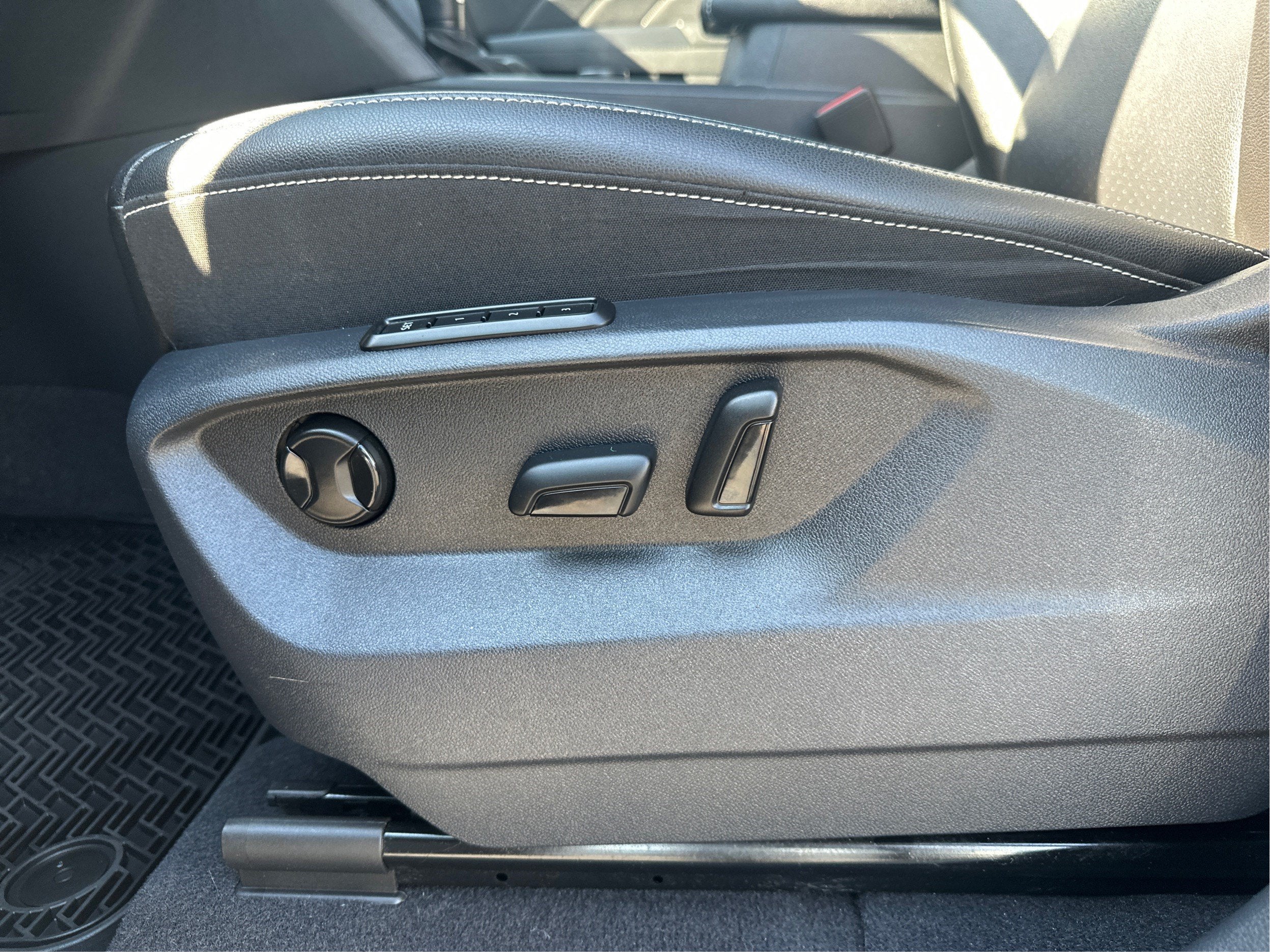 2020 Volkswagen Atlas Cross Sport 3.6L V6 SEL