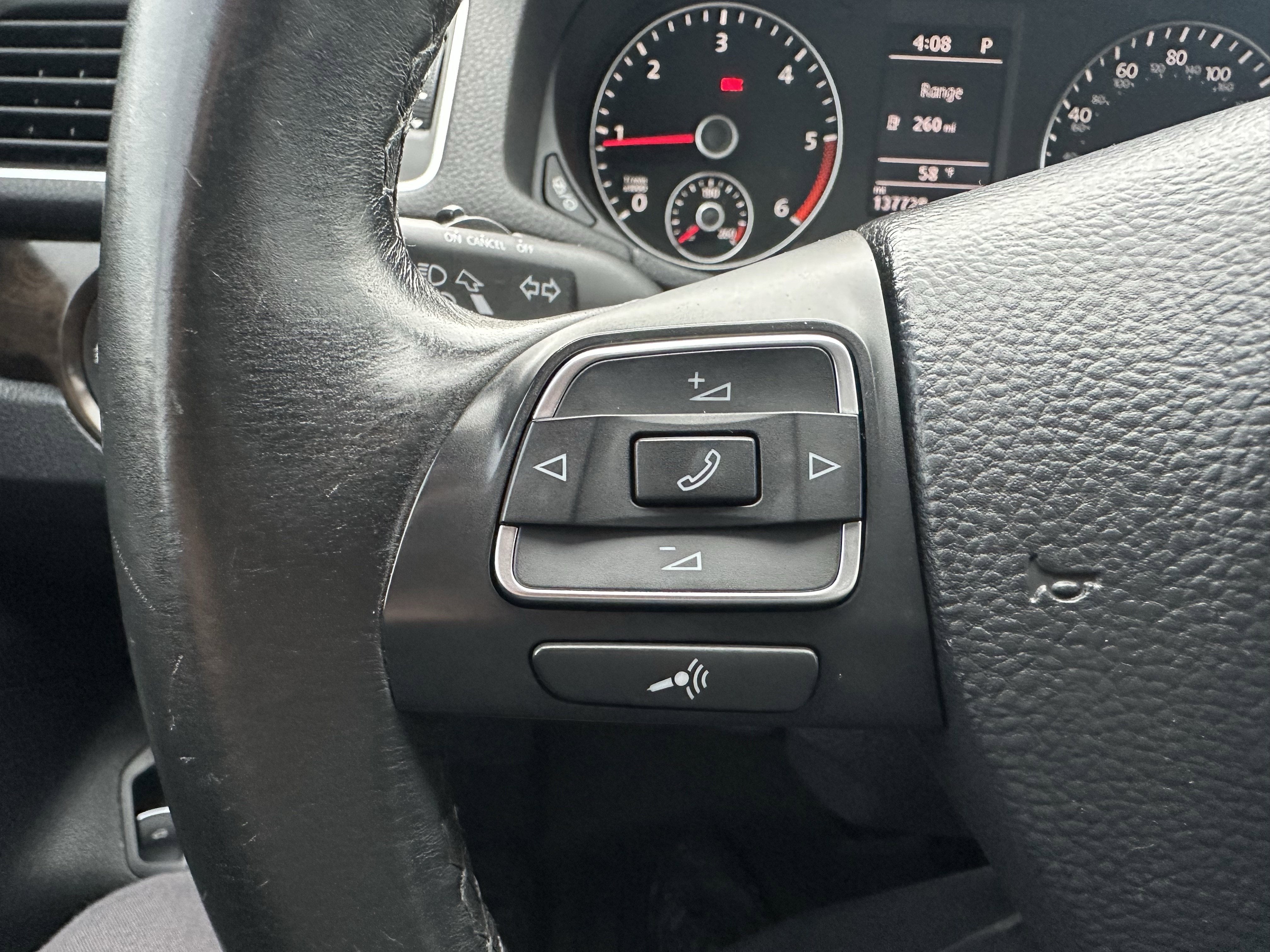 2014 Volkswagen Passat TDI SEL Premium