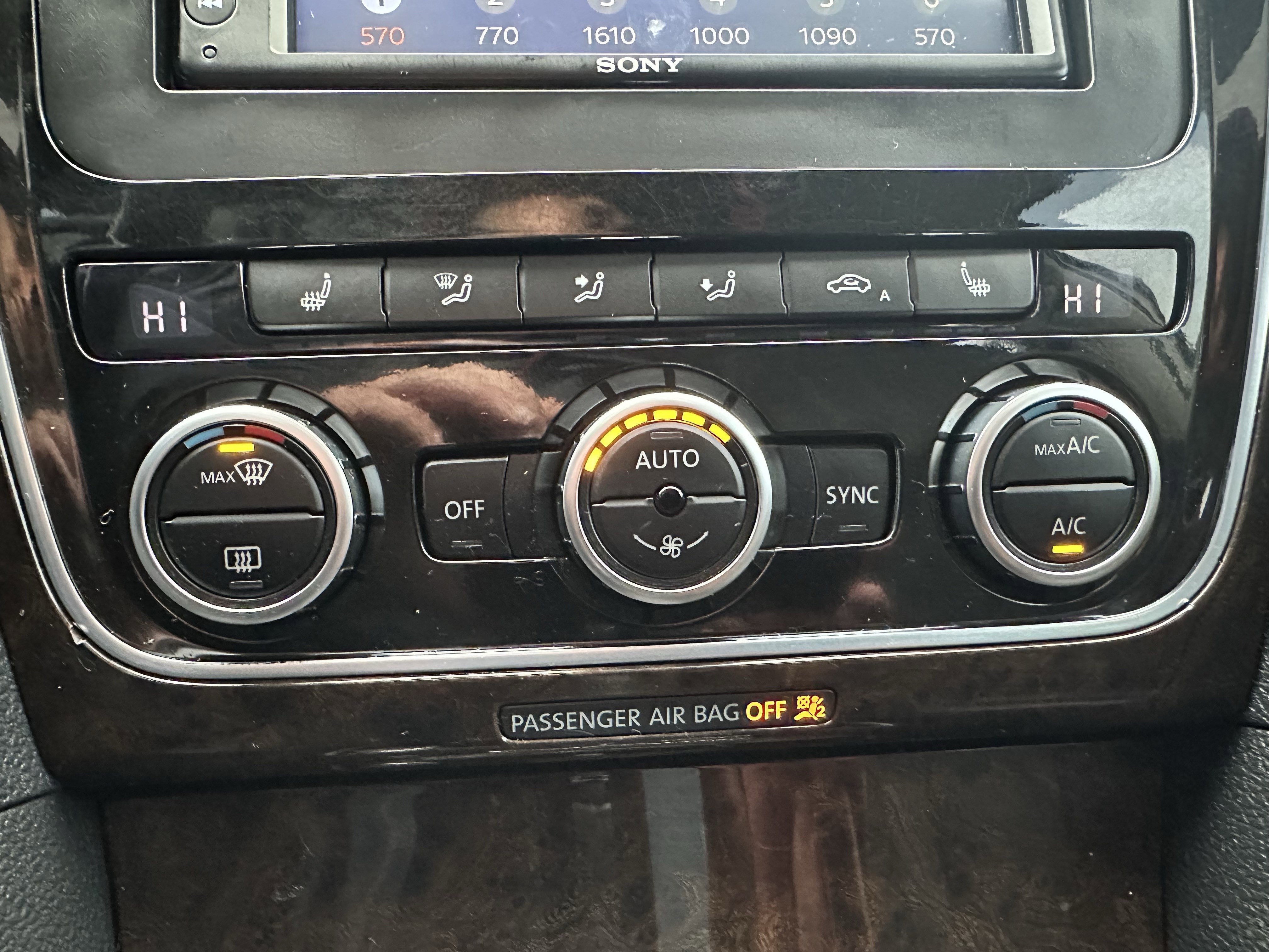 2014 Volkswagen Passat TDI SEL Premium