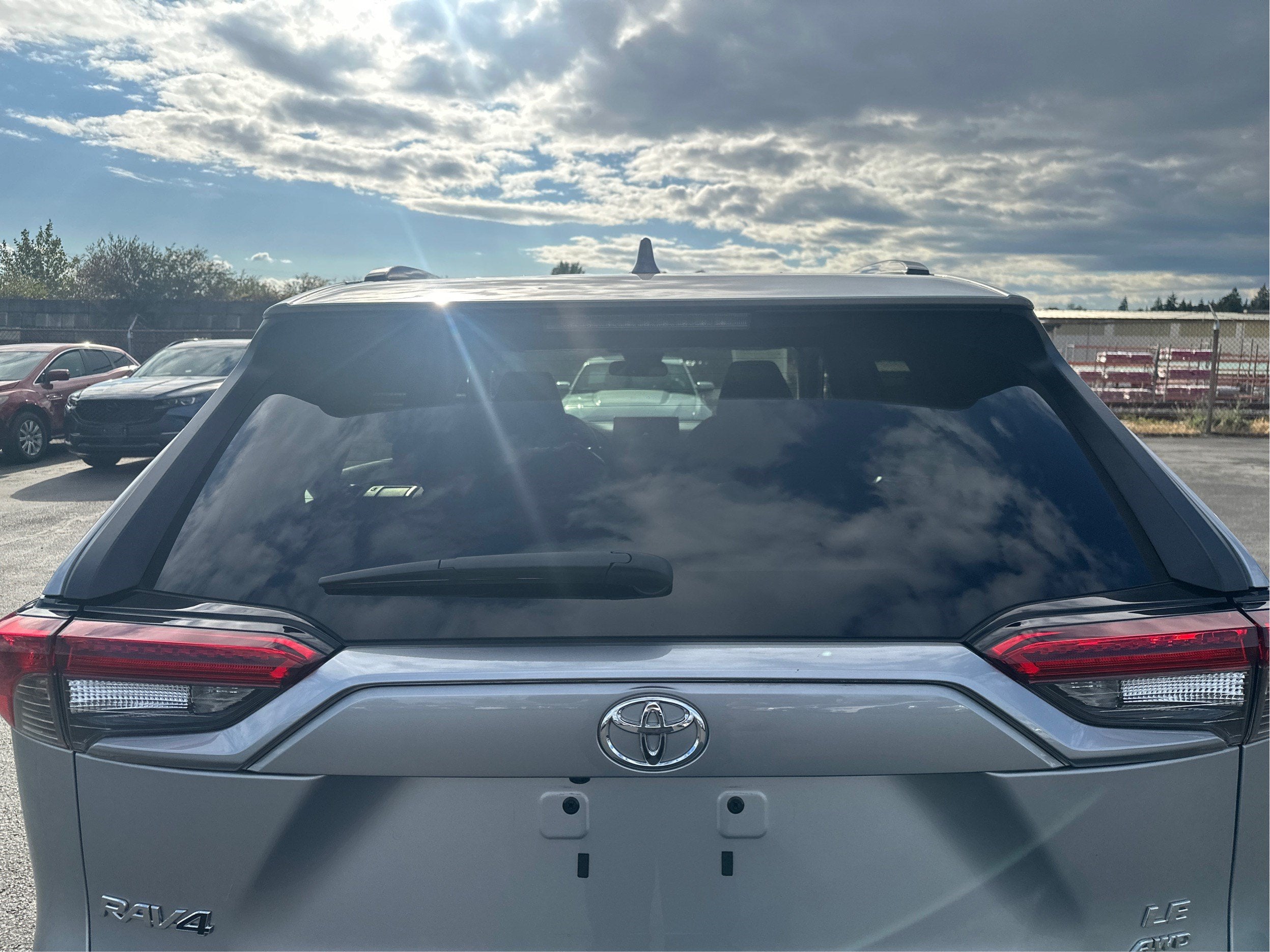 2021 Toyota RAV4 LE AWD