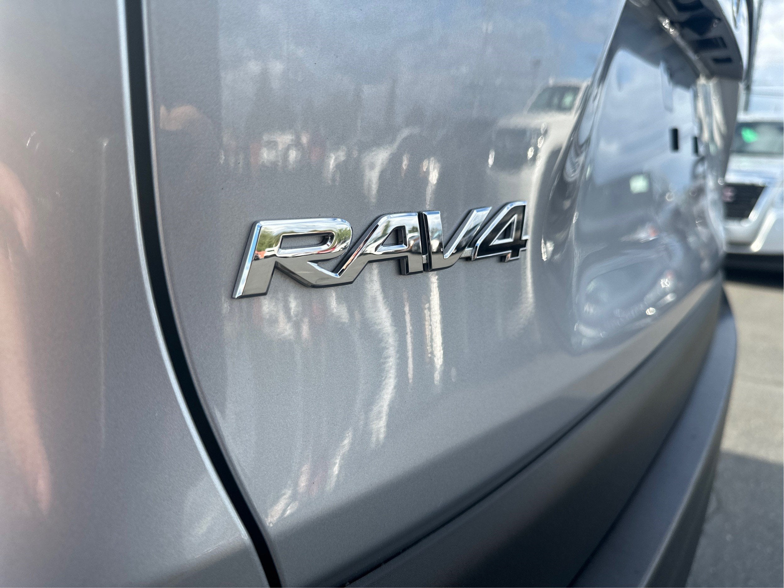 2021 Toyota RAV4 LE AWD