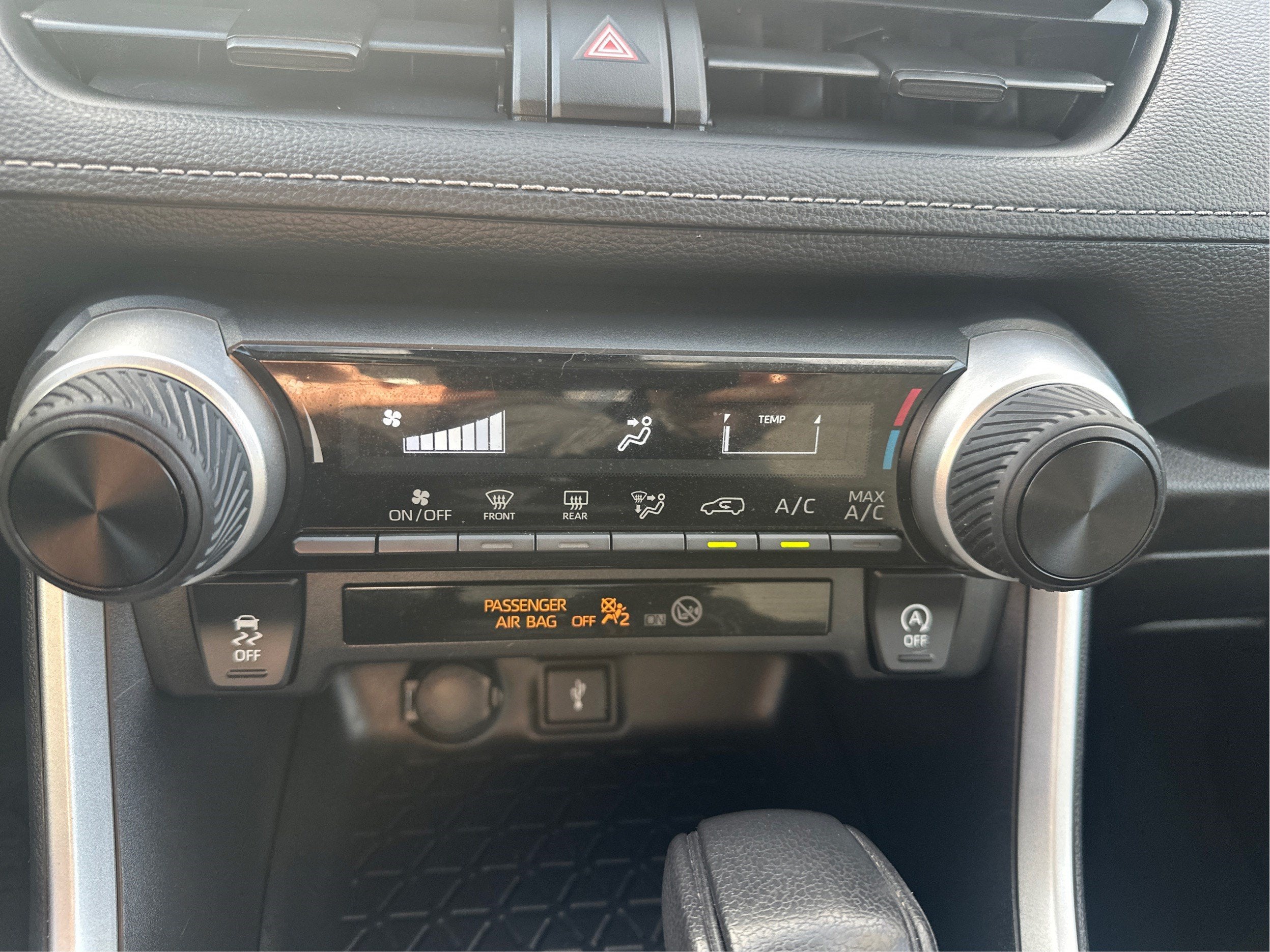 2021 Toyota RAV4 LE AWD
