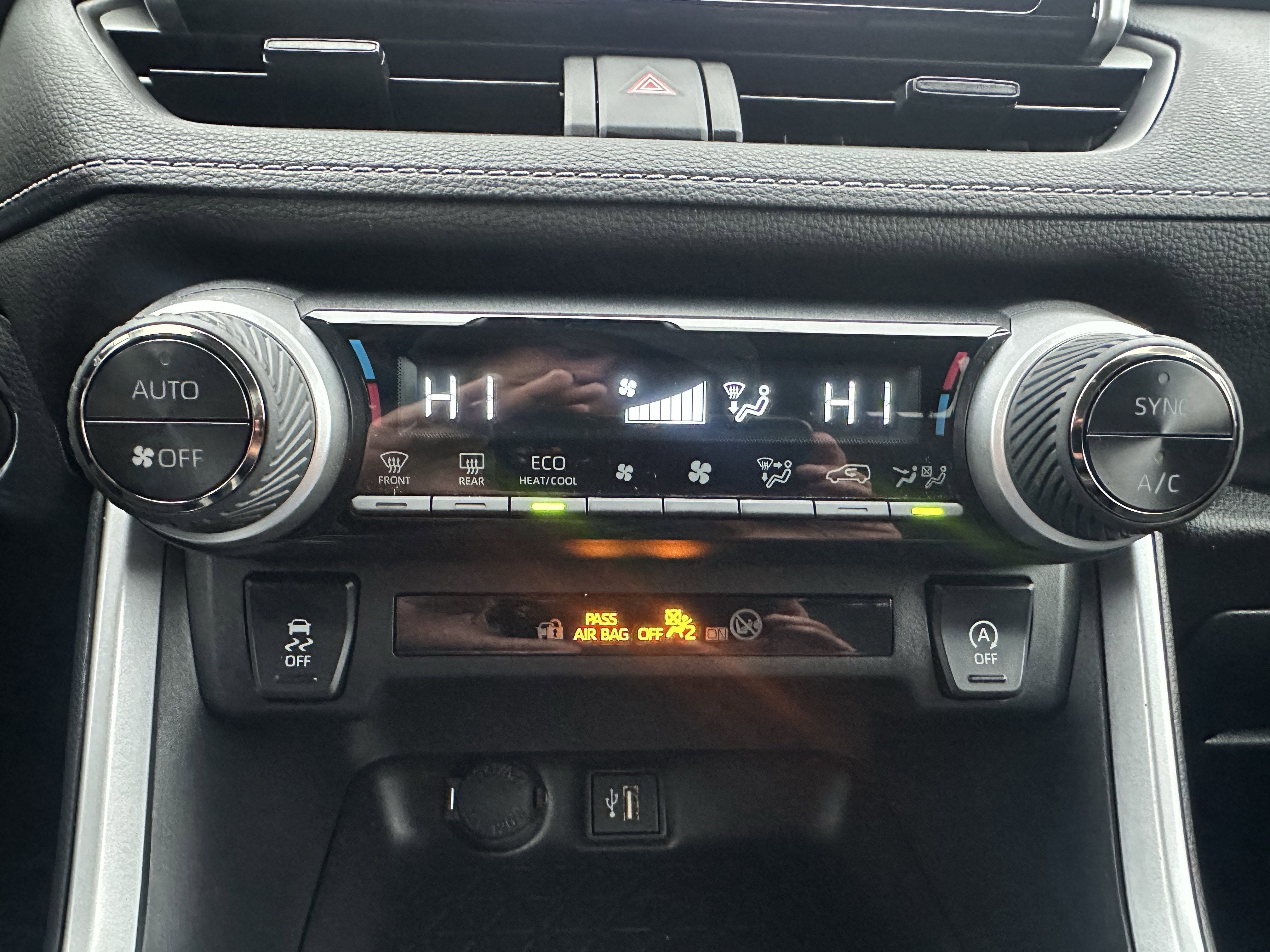 2023 Toyota RAV4 XLE AWD