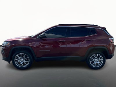 2022 Jeep Compass Latitude Lux