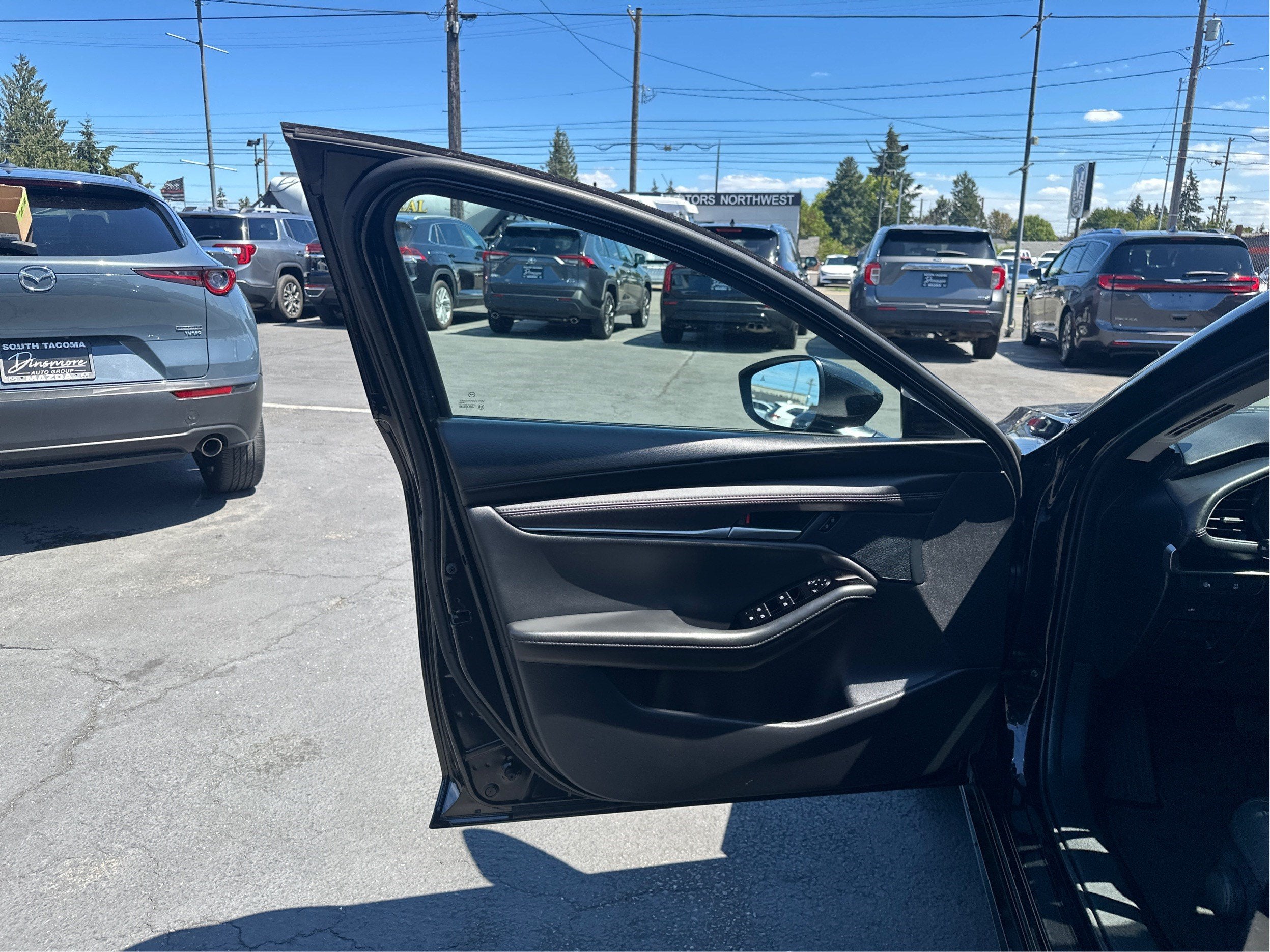 2025 Mazda Mazda3 2.5 S Select Sport FWD