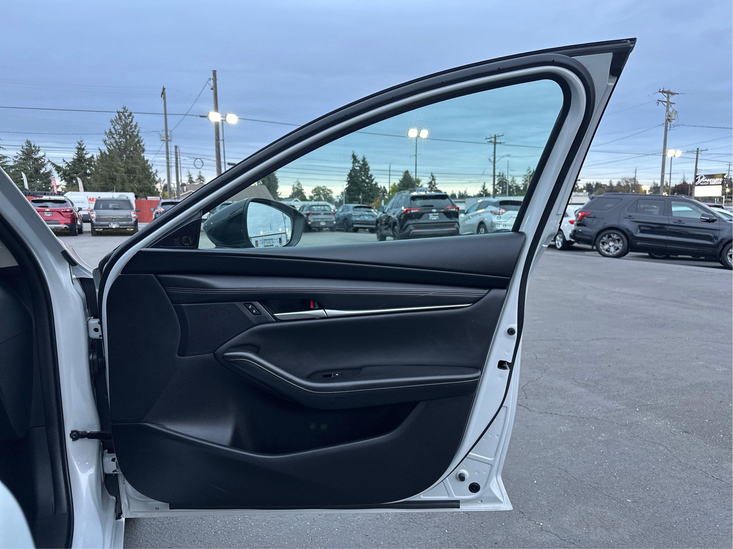 2024 Mazda Mazda3 Sedan 2.5 S Select Sport