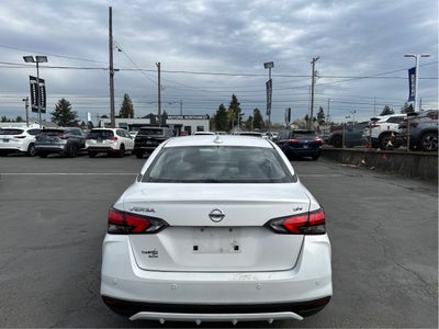 2021 Nissan Versa SV