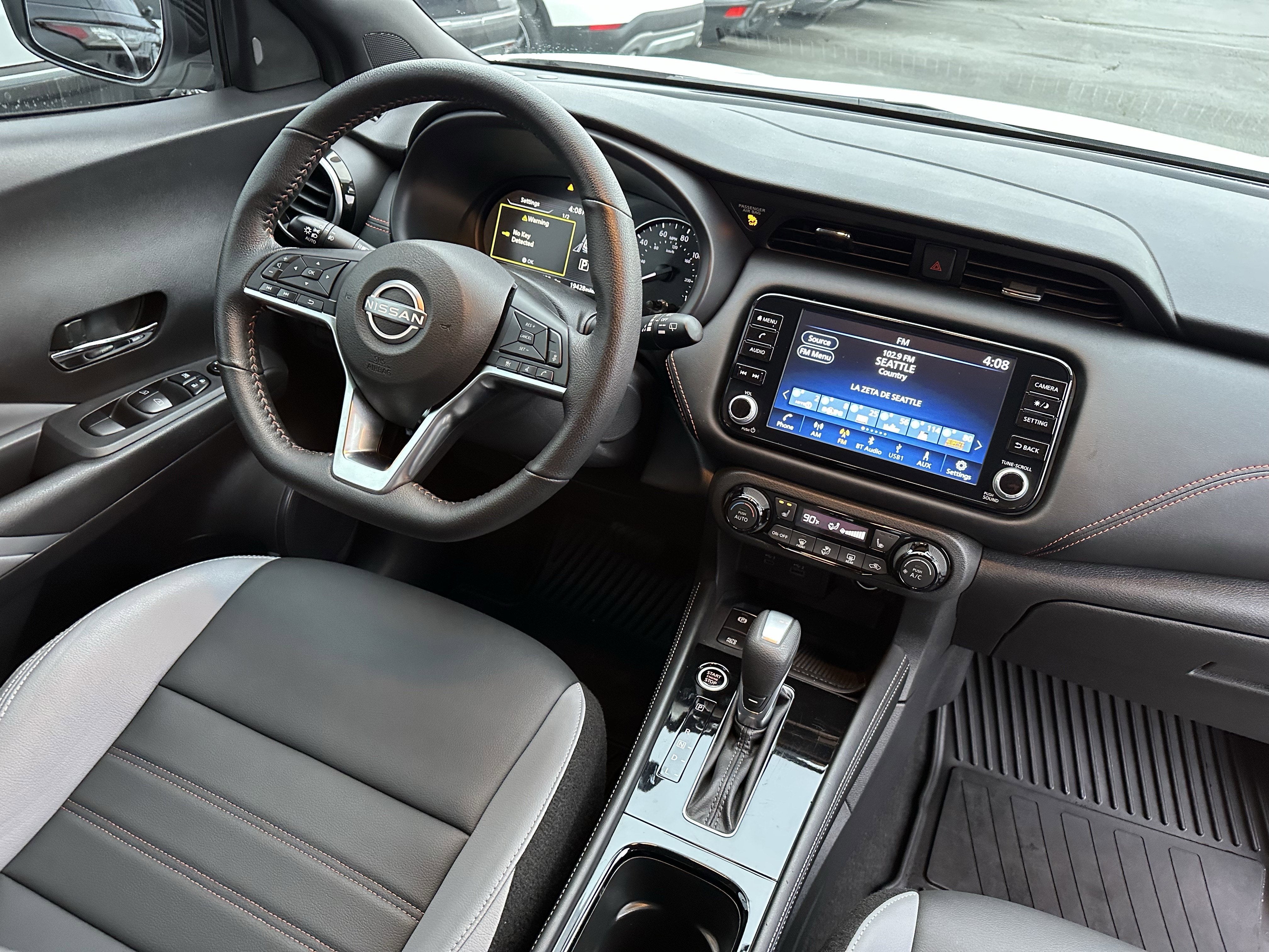 2023 Nissan Kicks SR