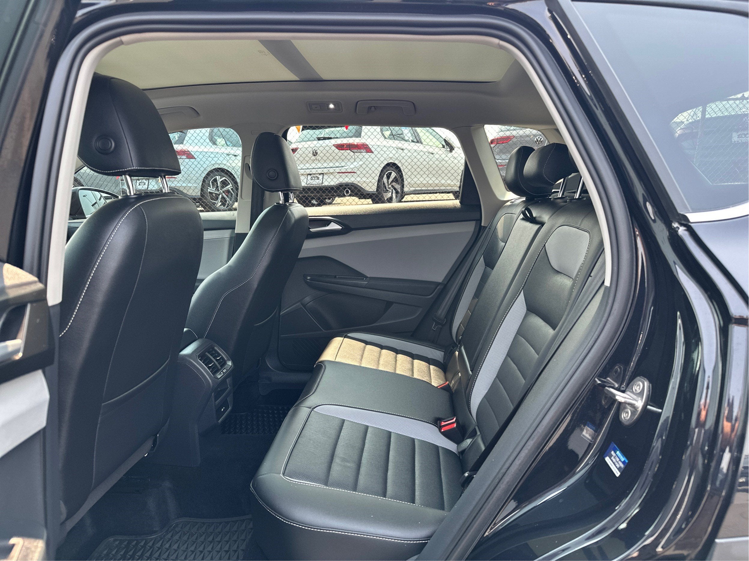 2022 Volkswagen Taos SEL