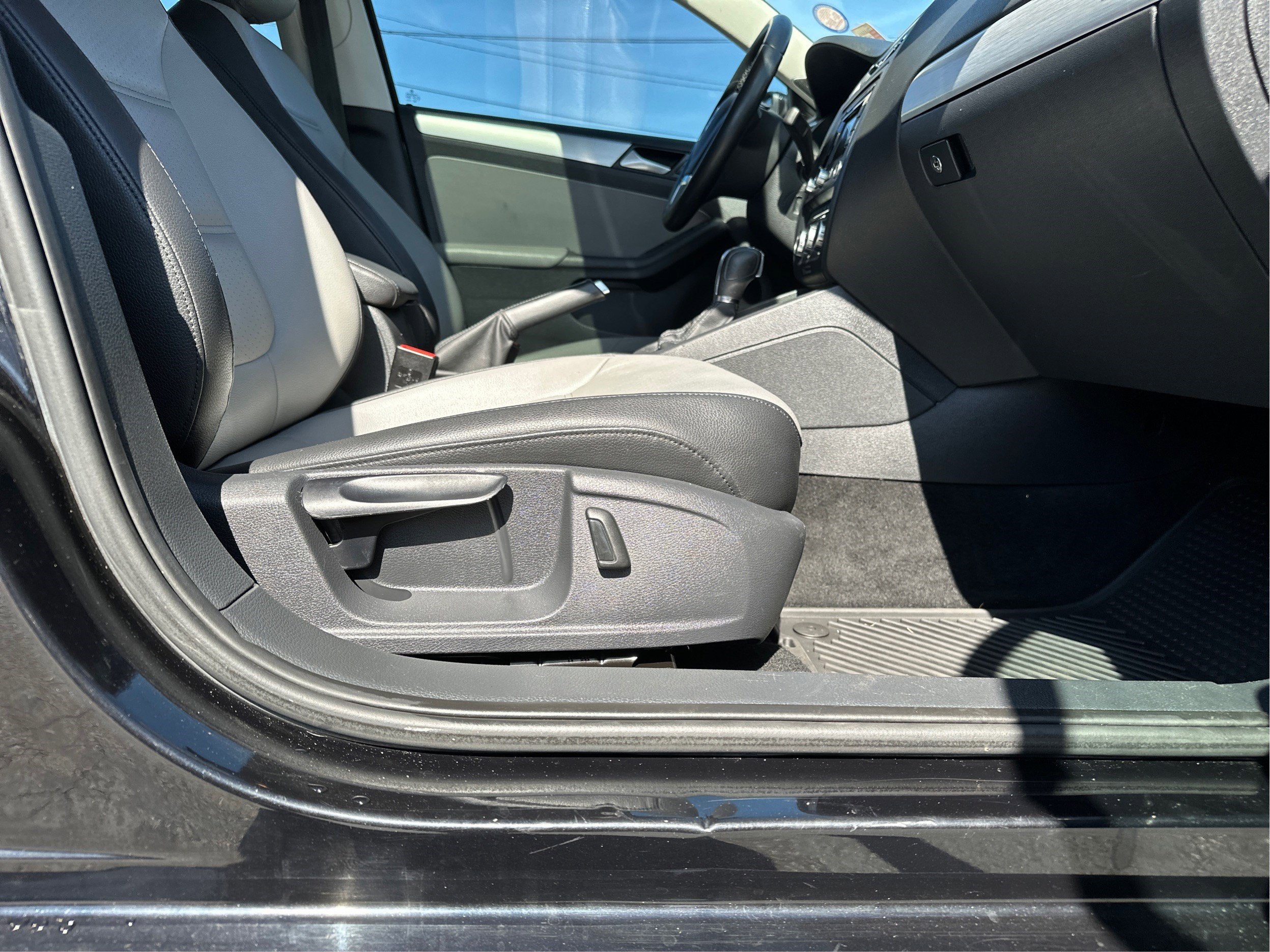 2014 Volkswagen Jetta Hybrid SEL Premium