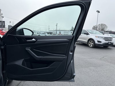 2023 Volkswagen Jetta SE