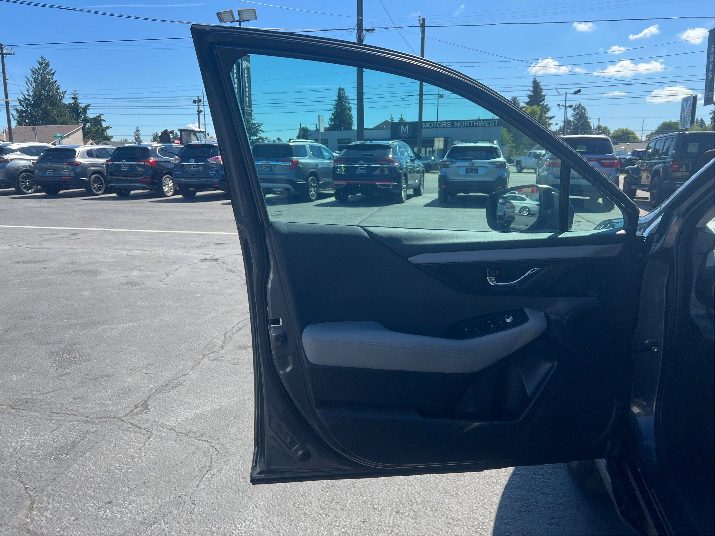 2024 Subaru Outback Premium