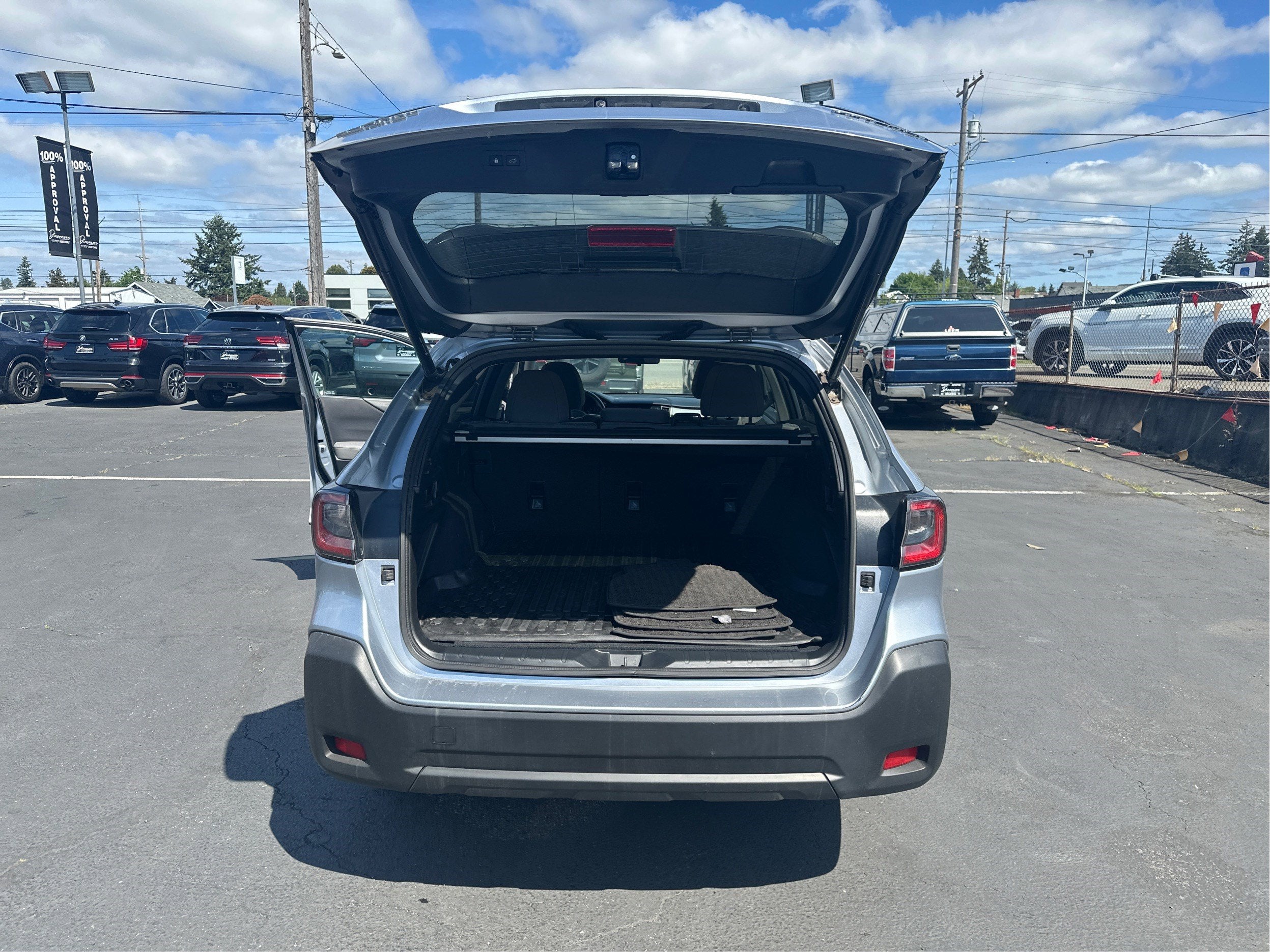 2023 Subaru Outback Premium