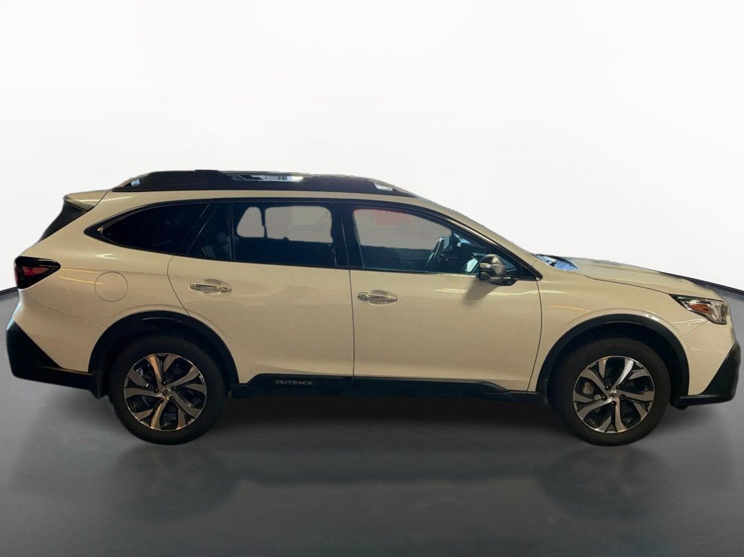2022 Subaru Outback Touring XT